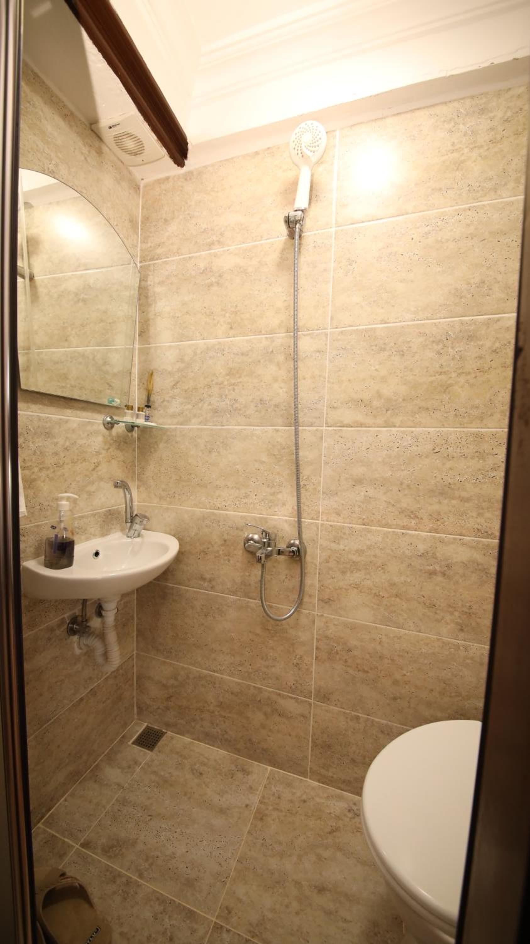 Standard Triple Room photo 2