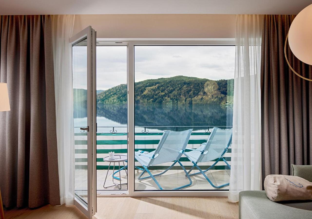 Junior Suite with Lake View photo 2