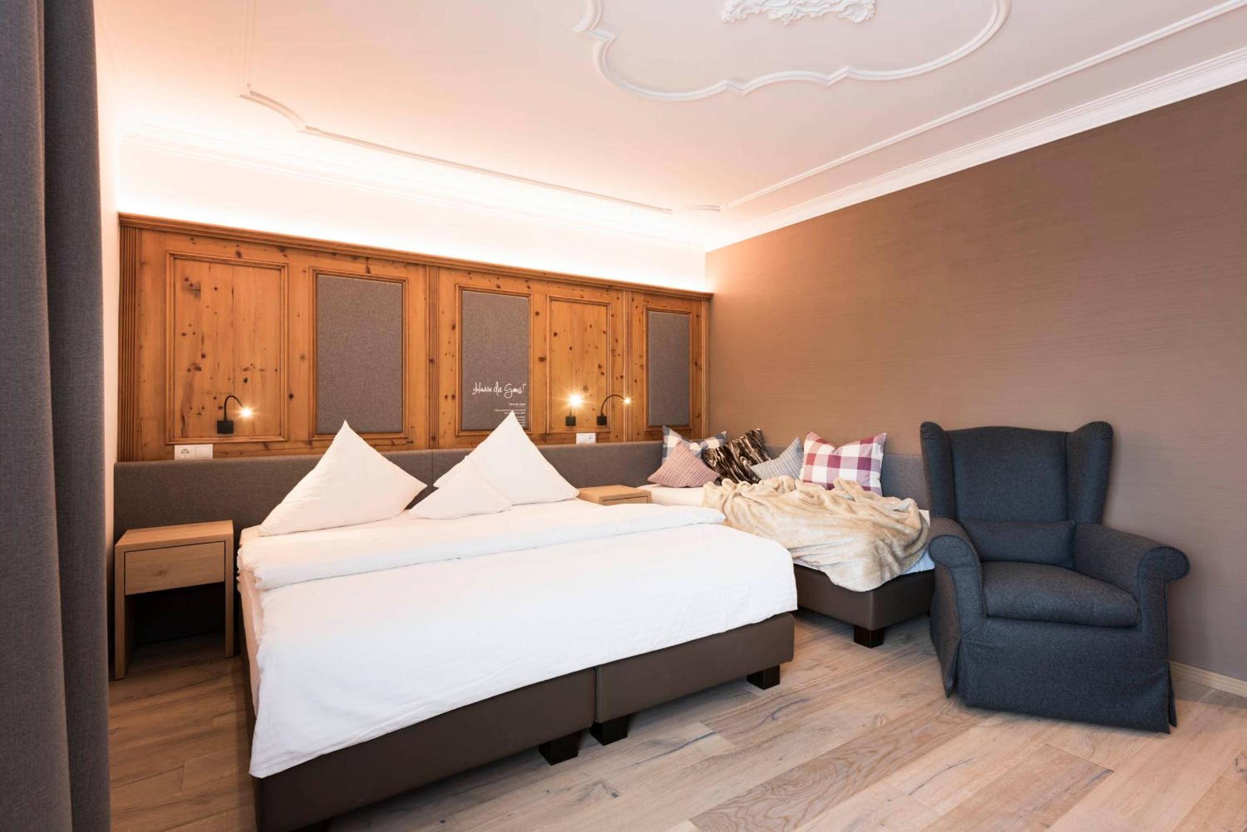 Deluxe Double Room with Extra Bed