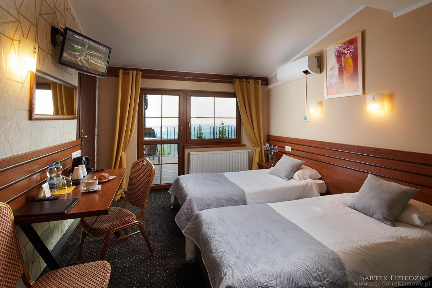 Standard Twin Room - Photo 4