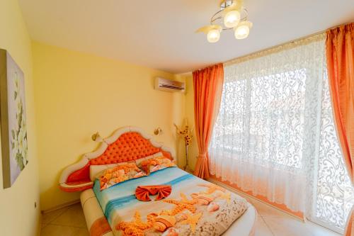 Deluxe Double Room with Balcony photo 3