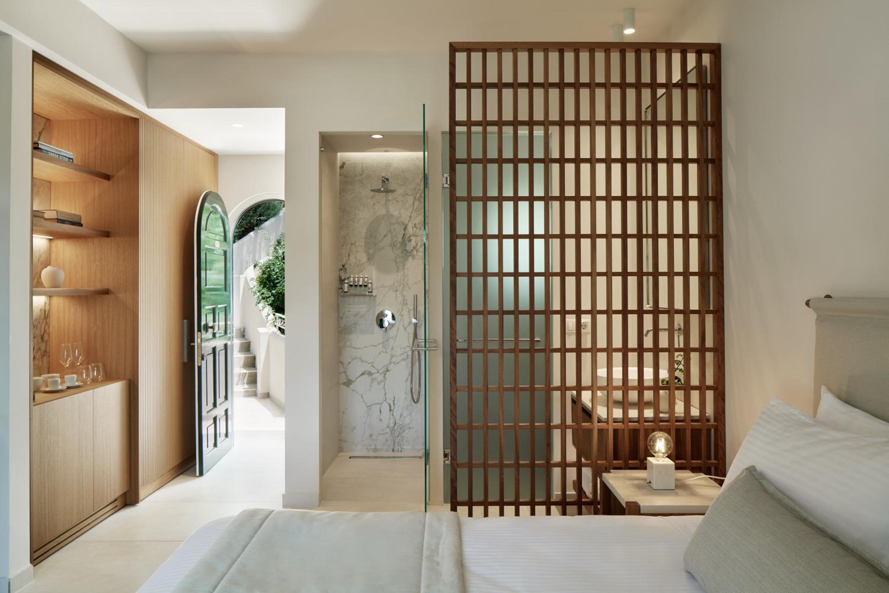 Lavish Double Sea View Room  - Photo 6