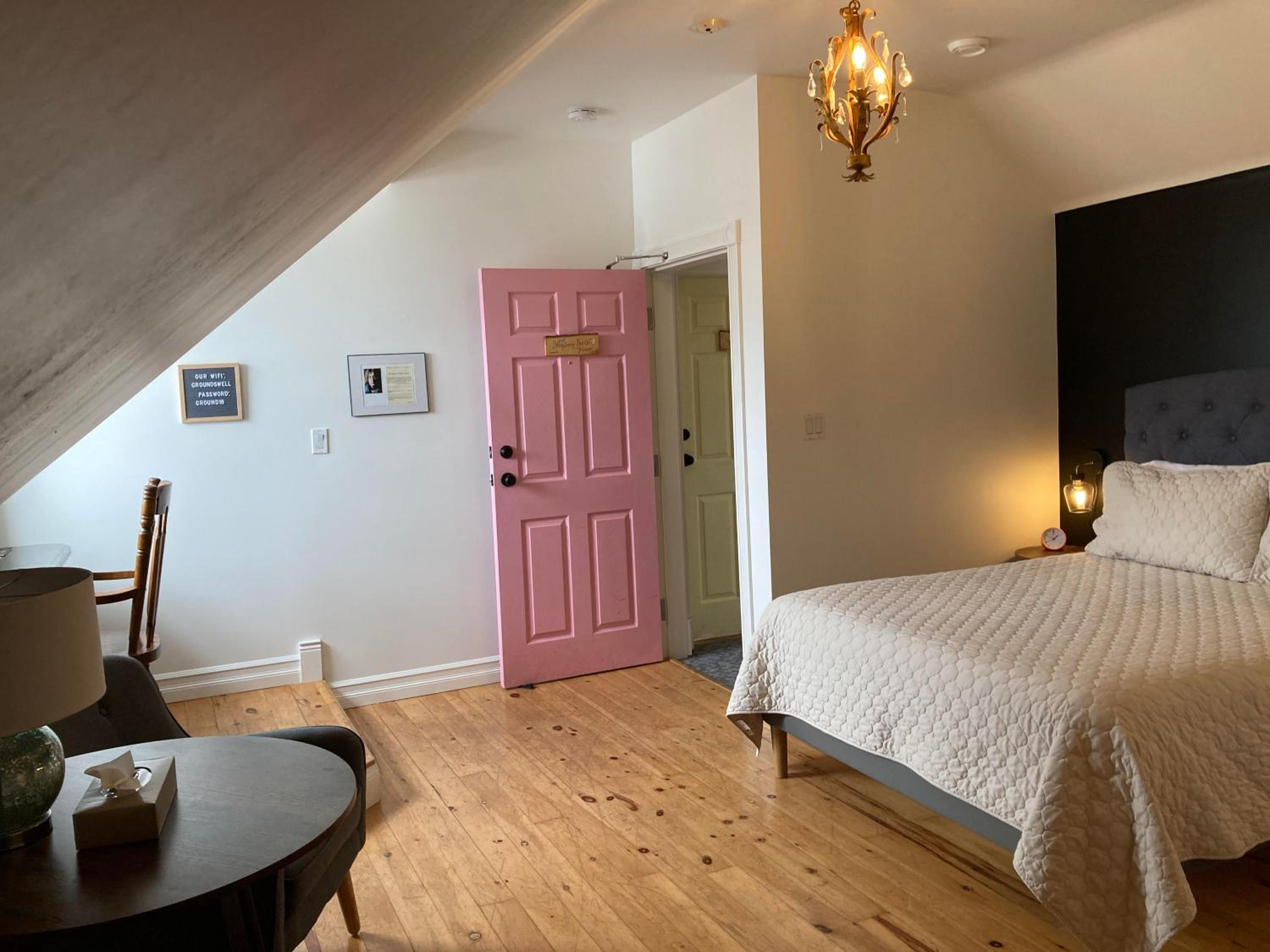 Double Room with Private Bathroom photo 1