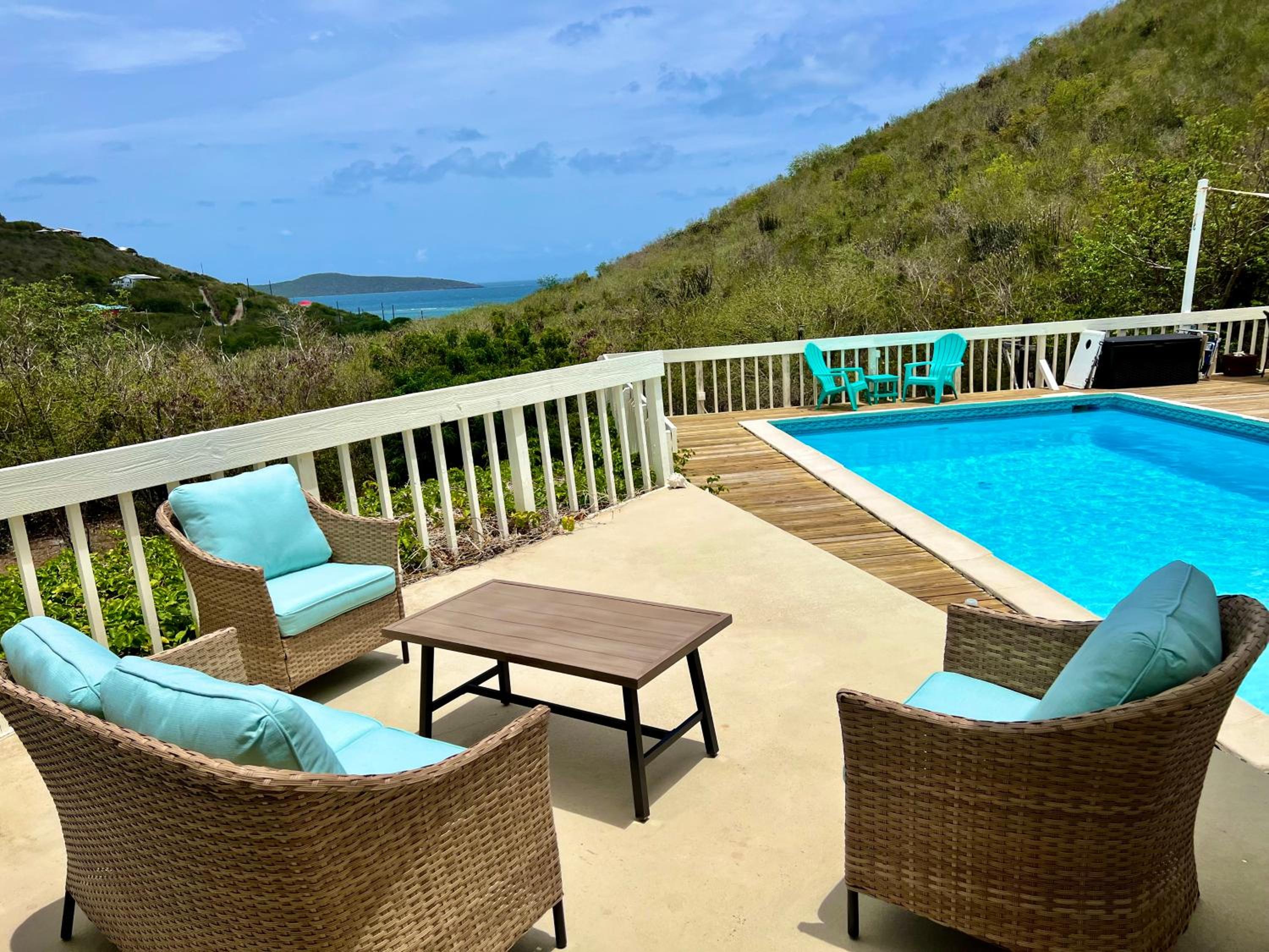 Three-Bedroom Villa photo 2