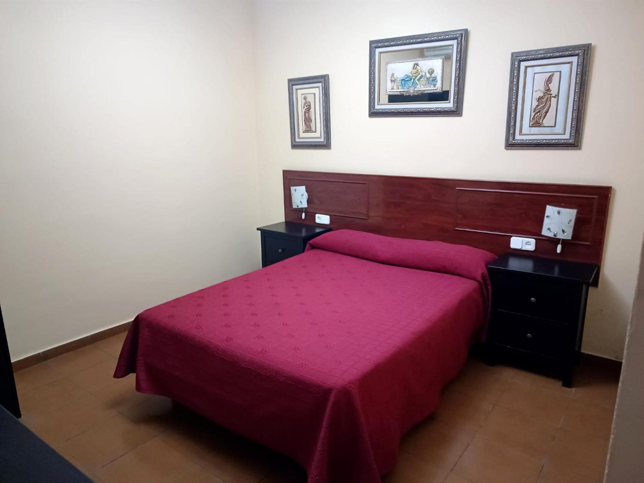 Double or Twin Room photo 3