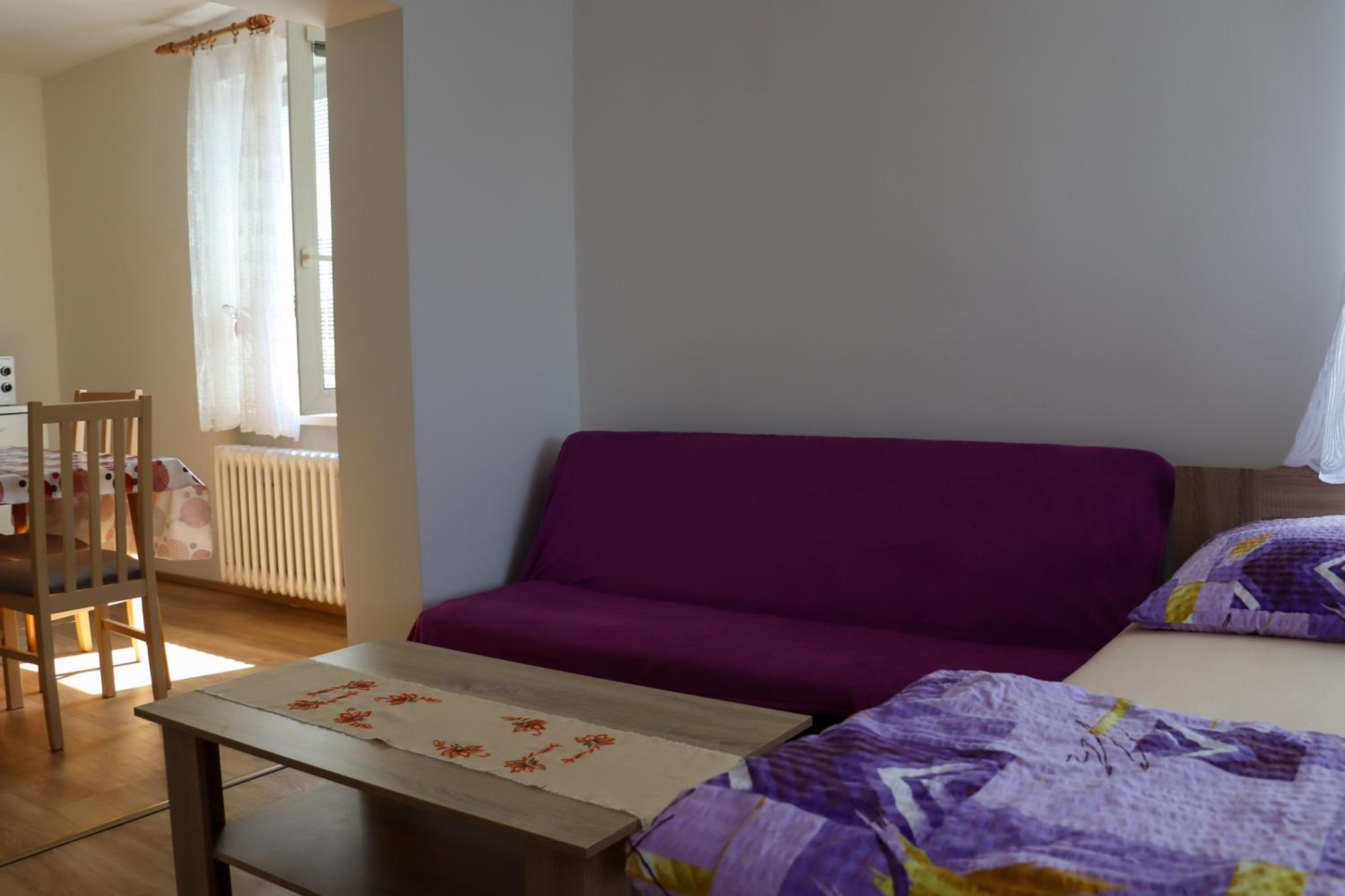 Family Studio - Photo 4