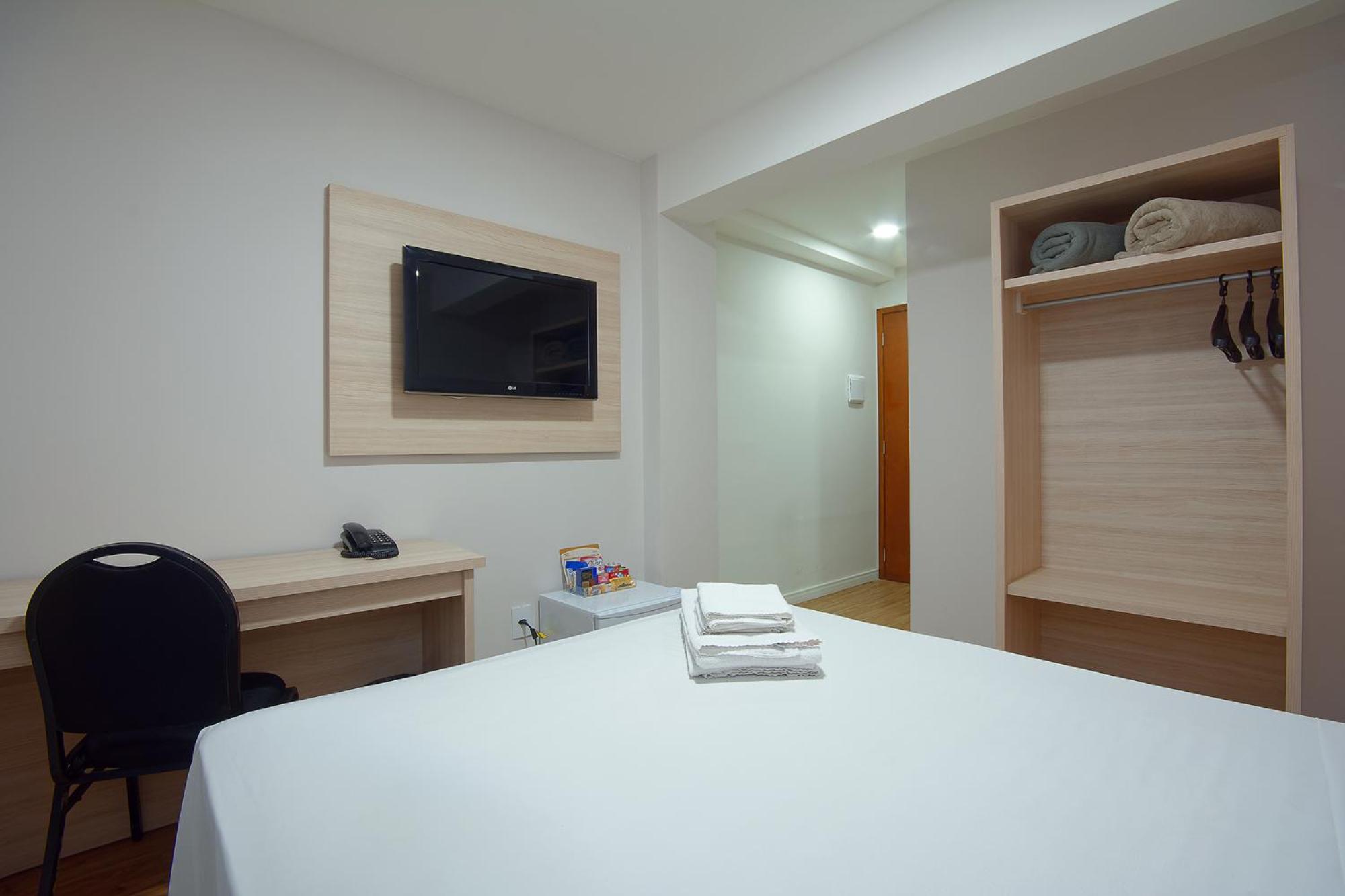 Budget Double Room photo 1