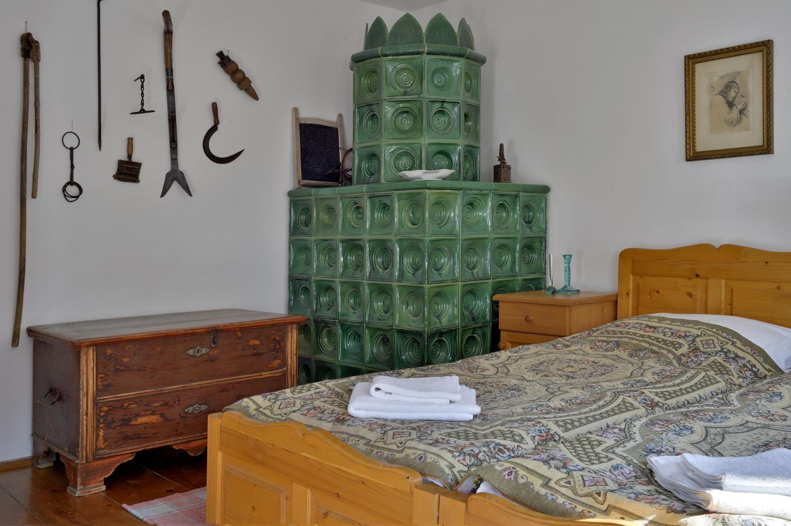 Two-Bedroom House - Photo 4