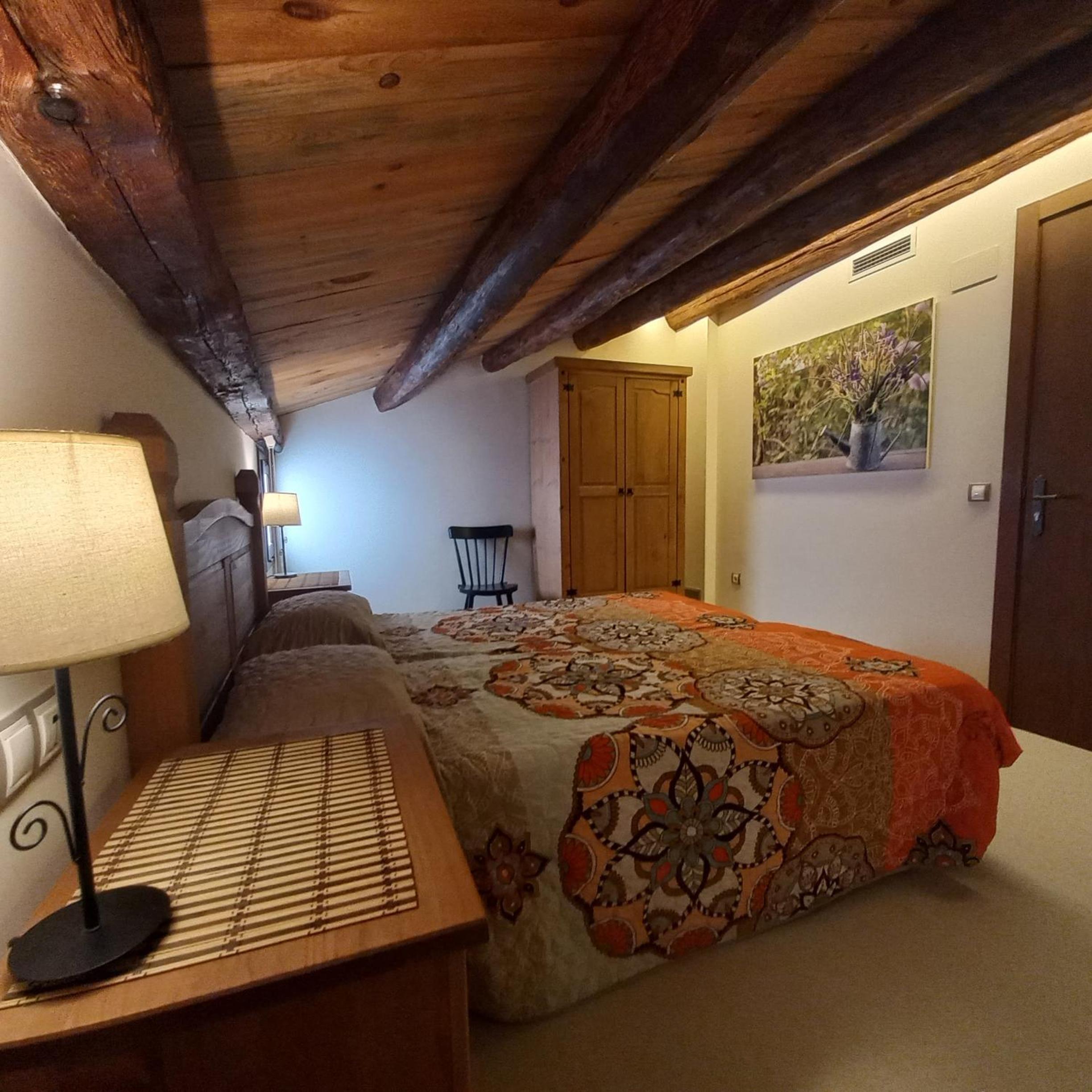 Three-Bedroom Apartment - Photo 12