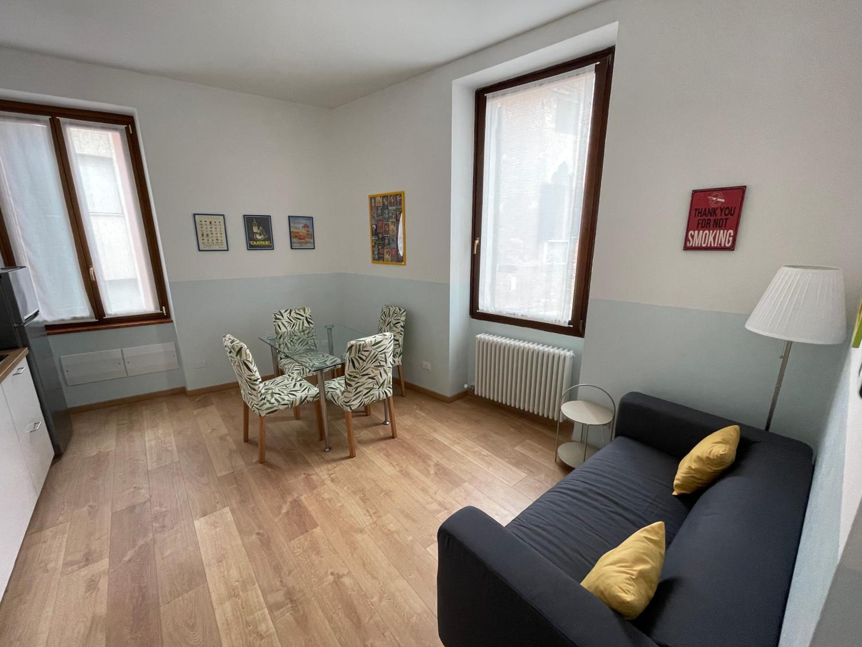 Two-Bedroom Apartment thumbnail 6