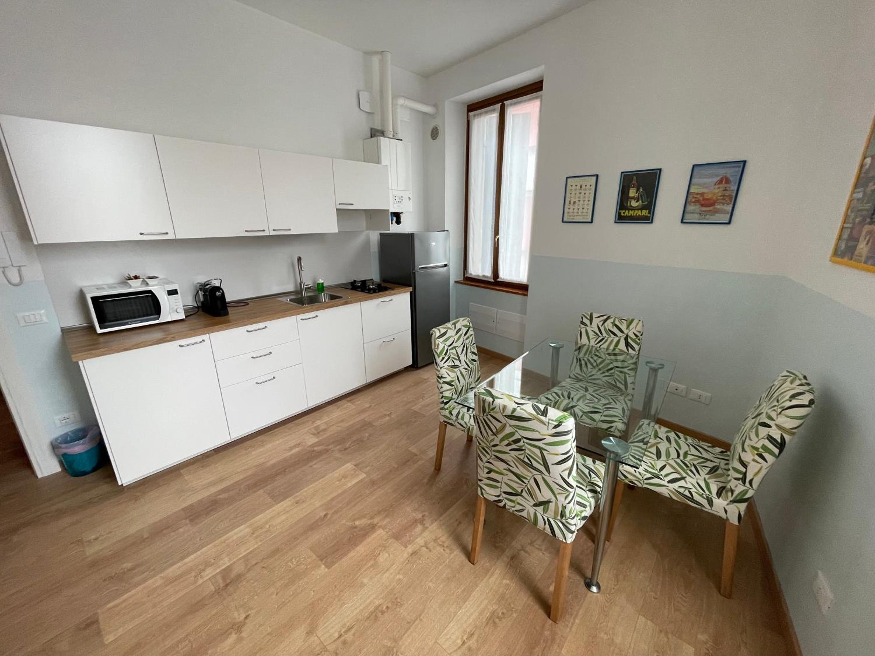 Two-Bedroom Apartment thumbnail 5