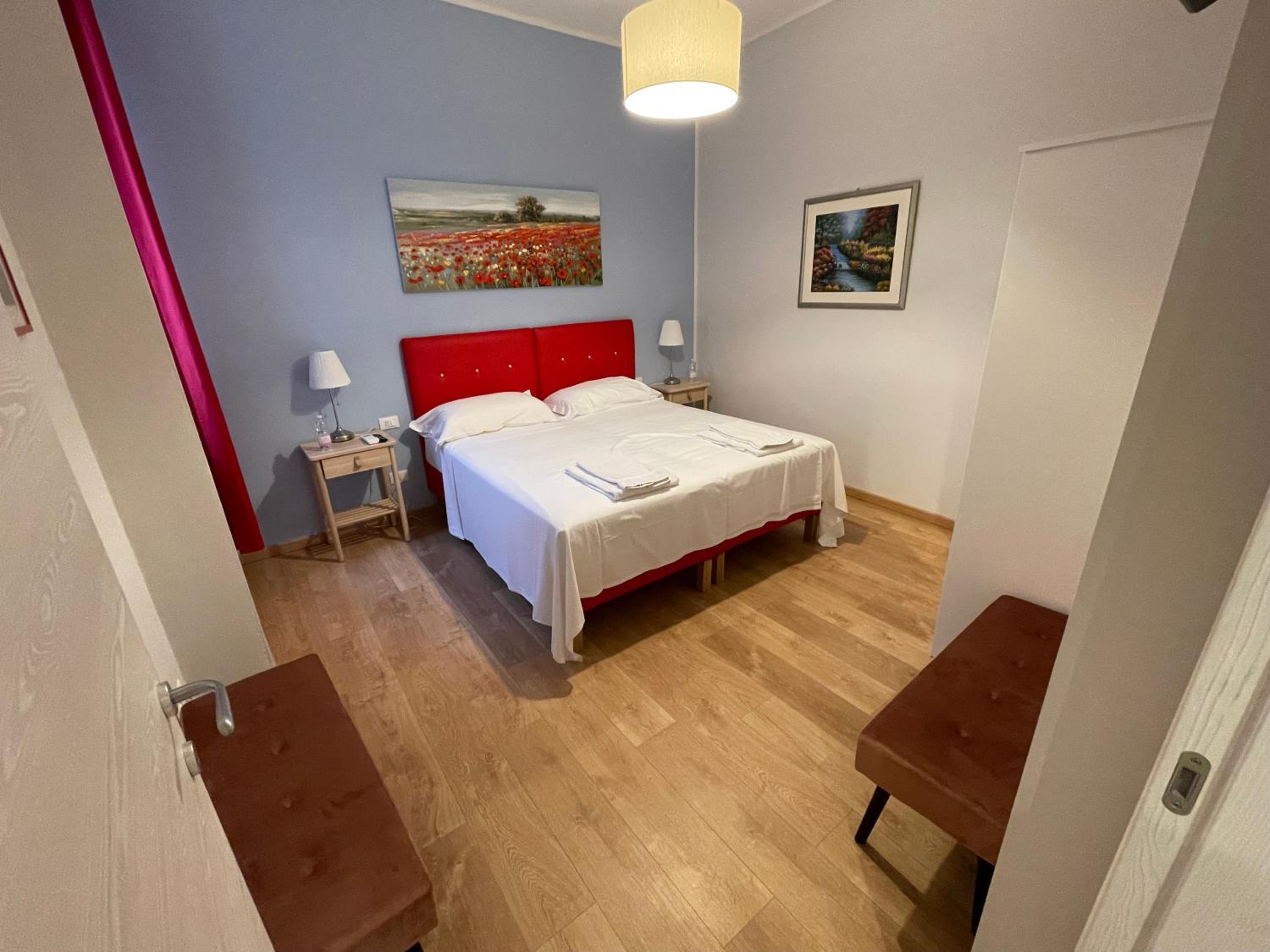Two-Bedroom Apartment thumbnail 6