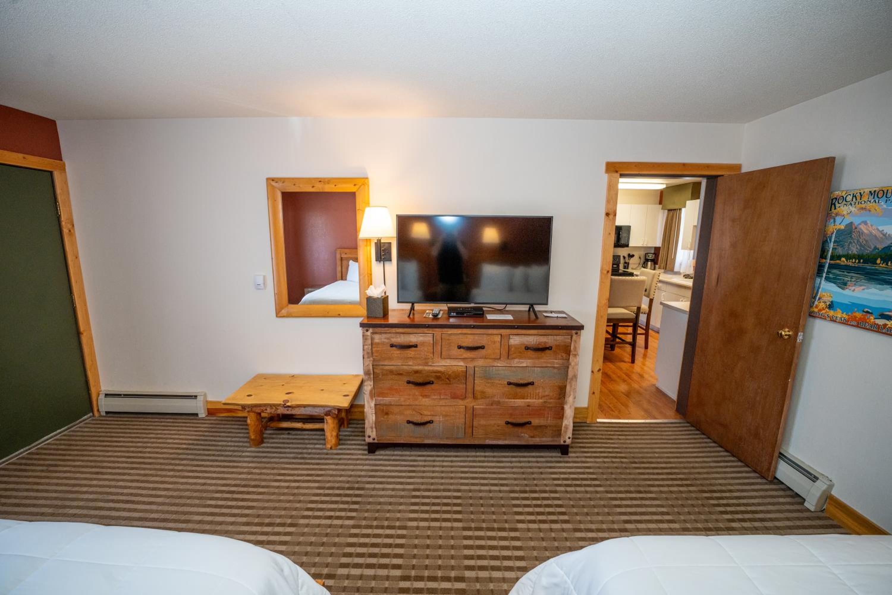 Queen Room with Two Queen Beds - with Kitchen - Non-Pet Friendly - Photo 5