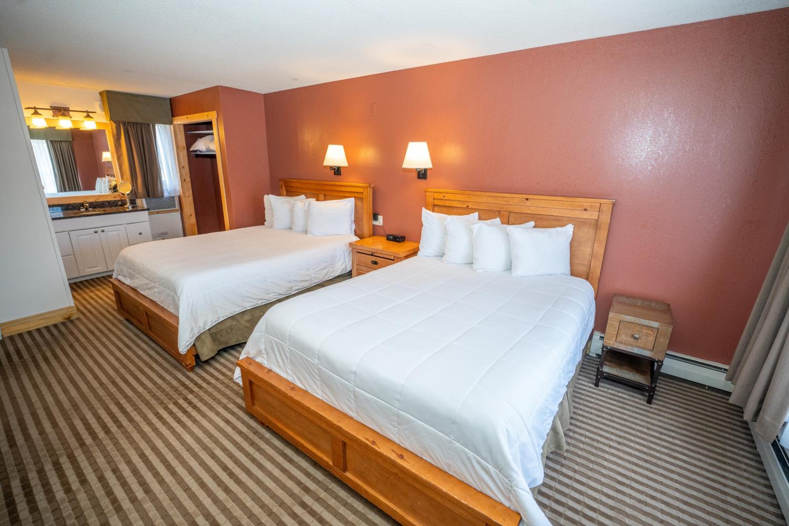 Queen Room with Two Queen Beds - with Kitchen - Non-Pet Friendly - Photo 9