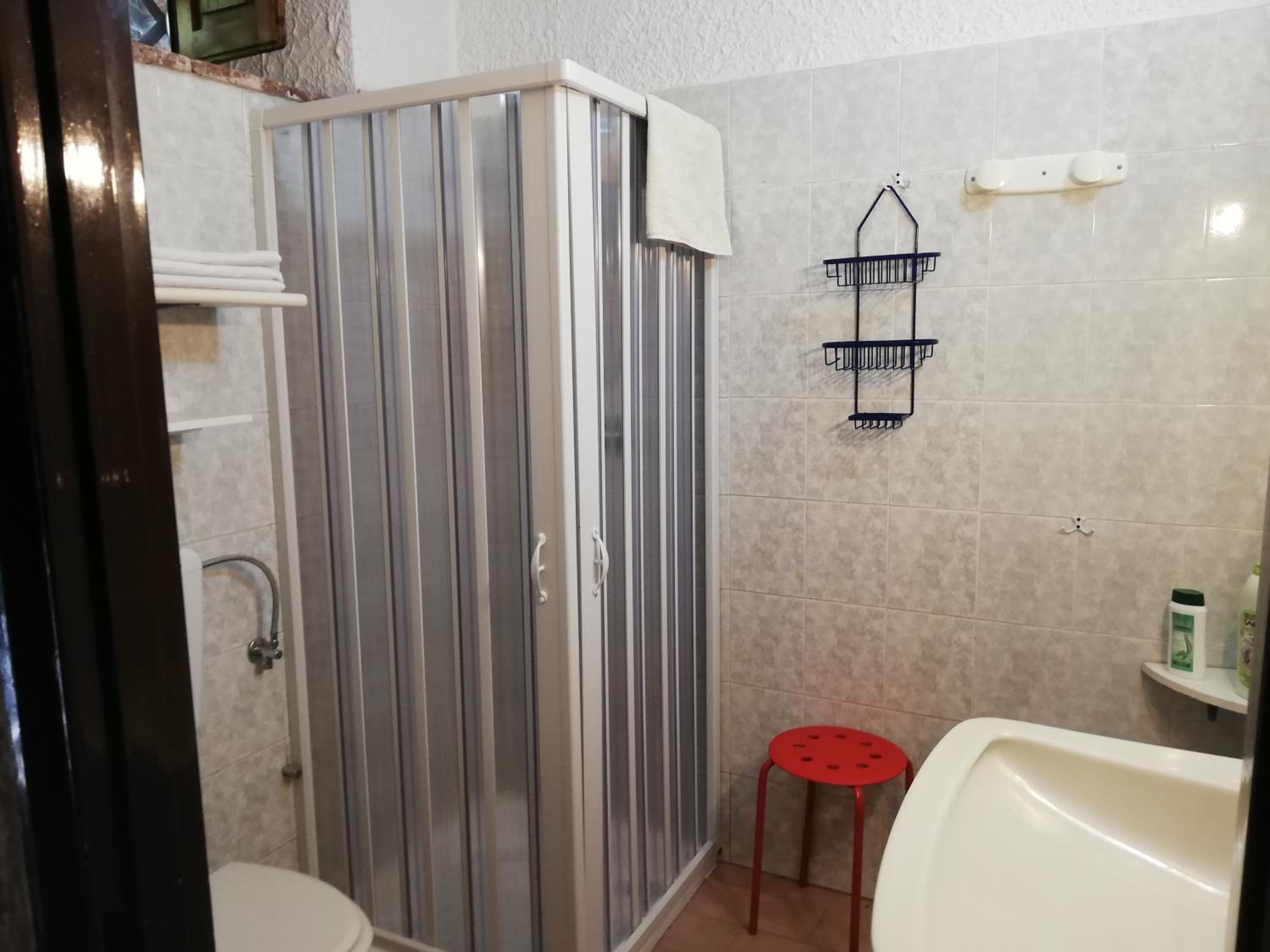 Triple Room with Private Bathroom photo 2