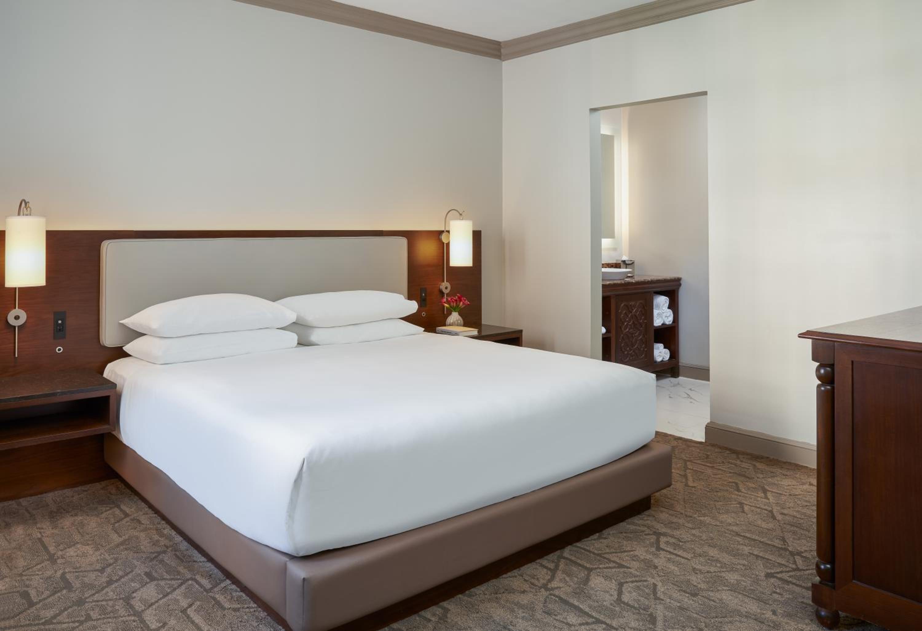 King Room with Balcony photo 2