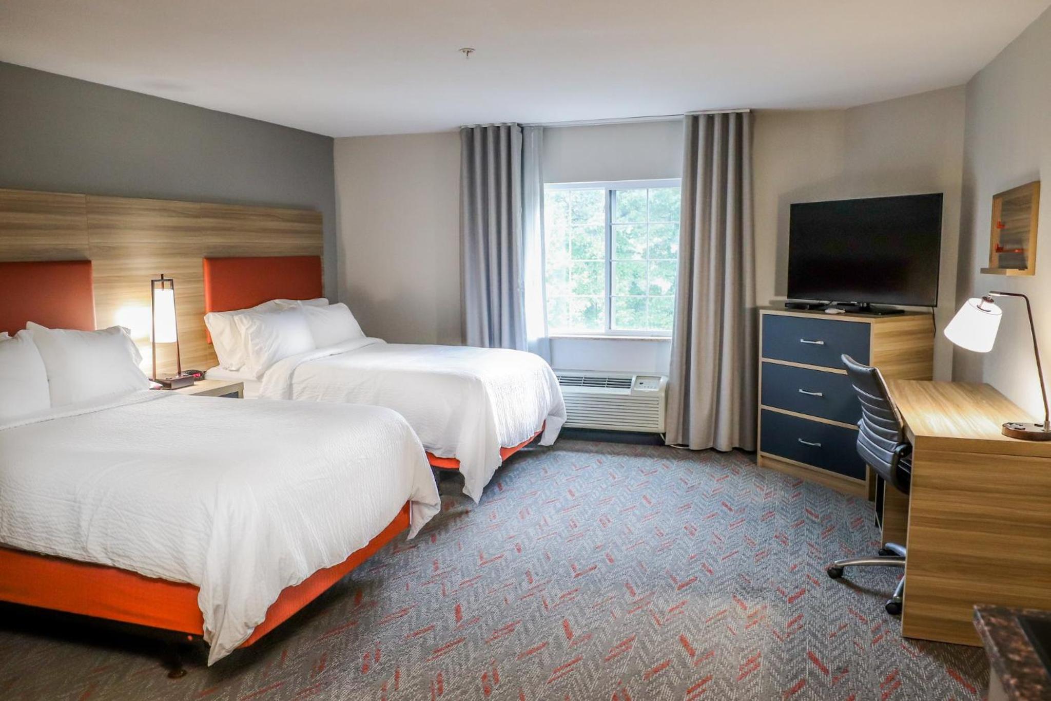 Studio Suite with Two Double Beds - Photo 1