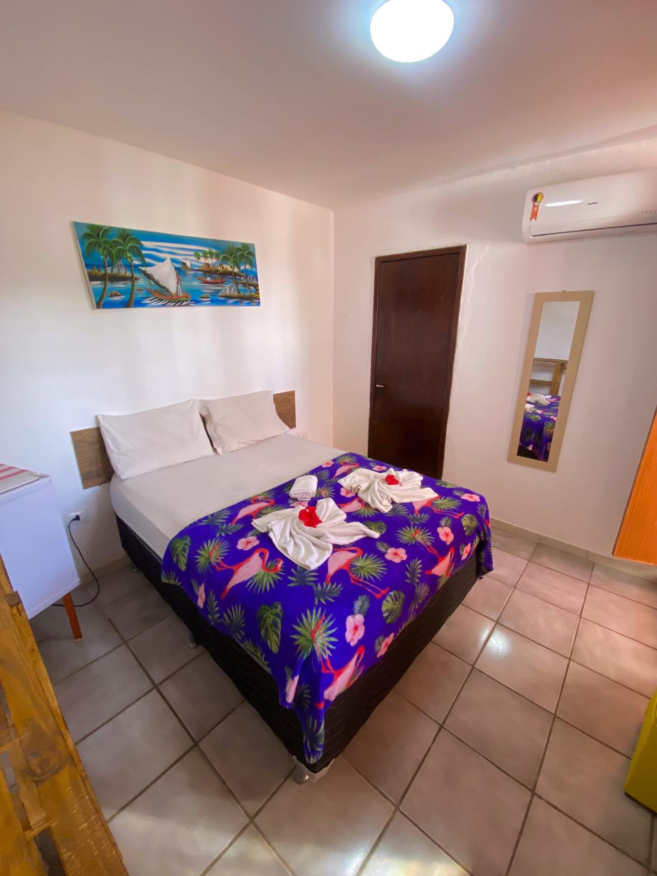 Economy Double Room - Photo 12