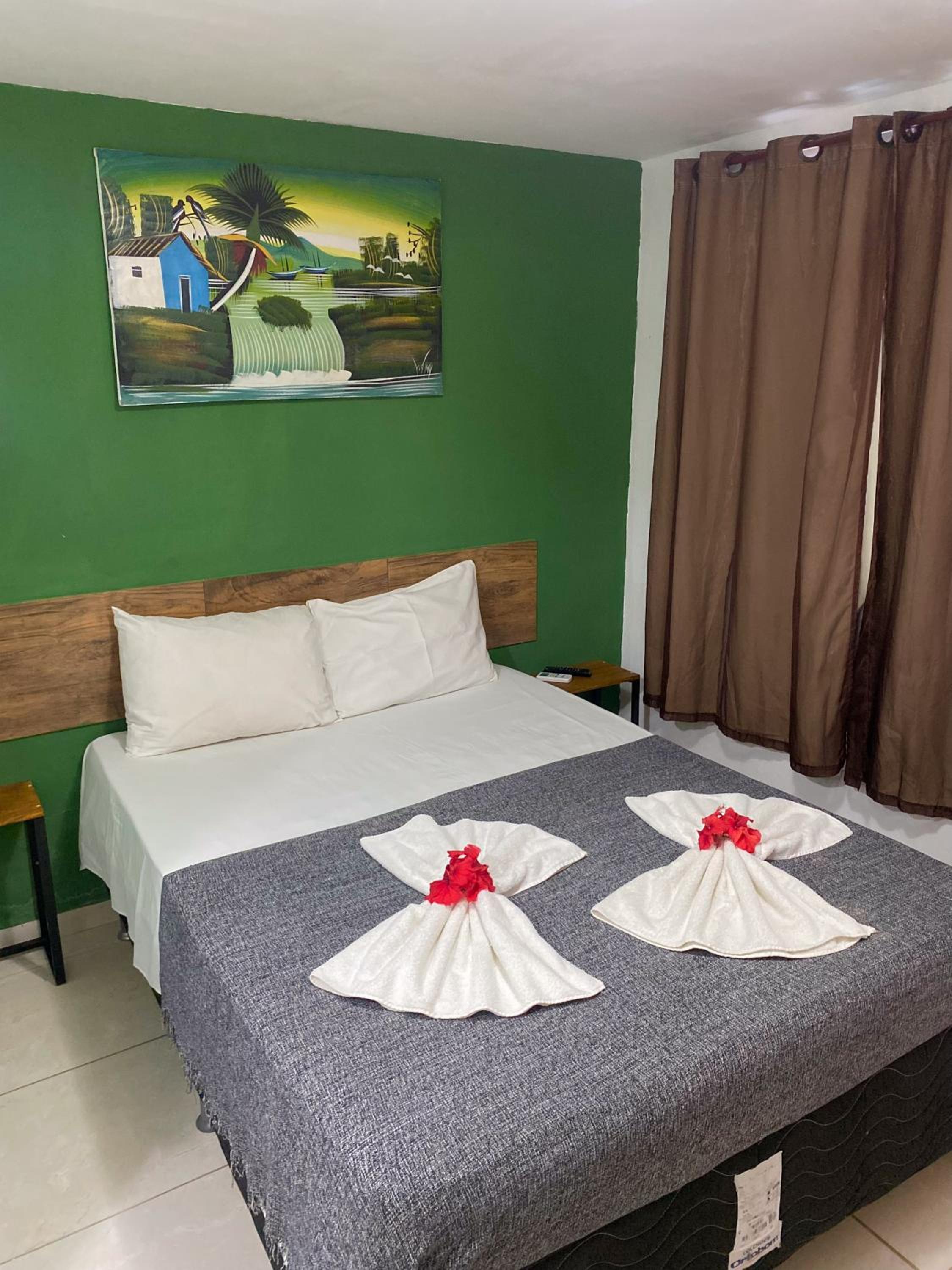 Economy Double Room - Photo 9