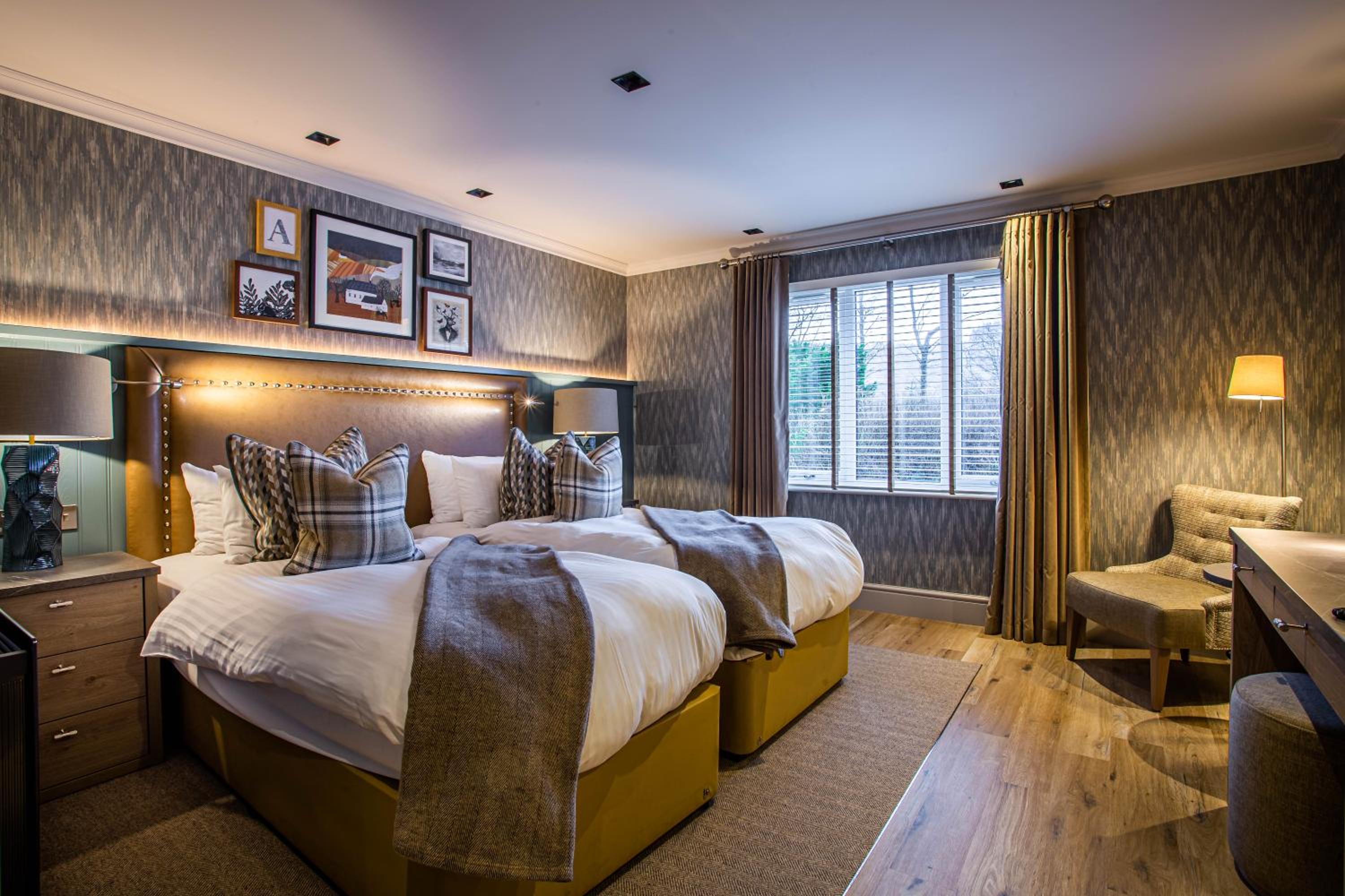 Superior Twin Room - Photo 2