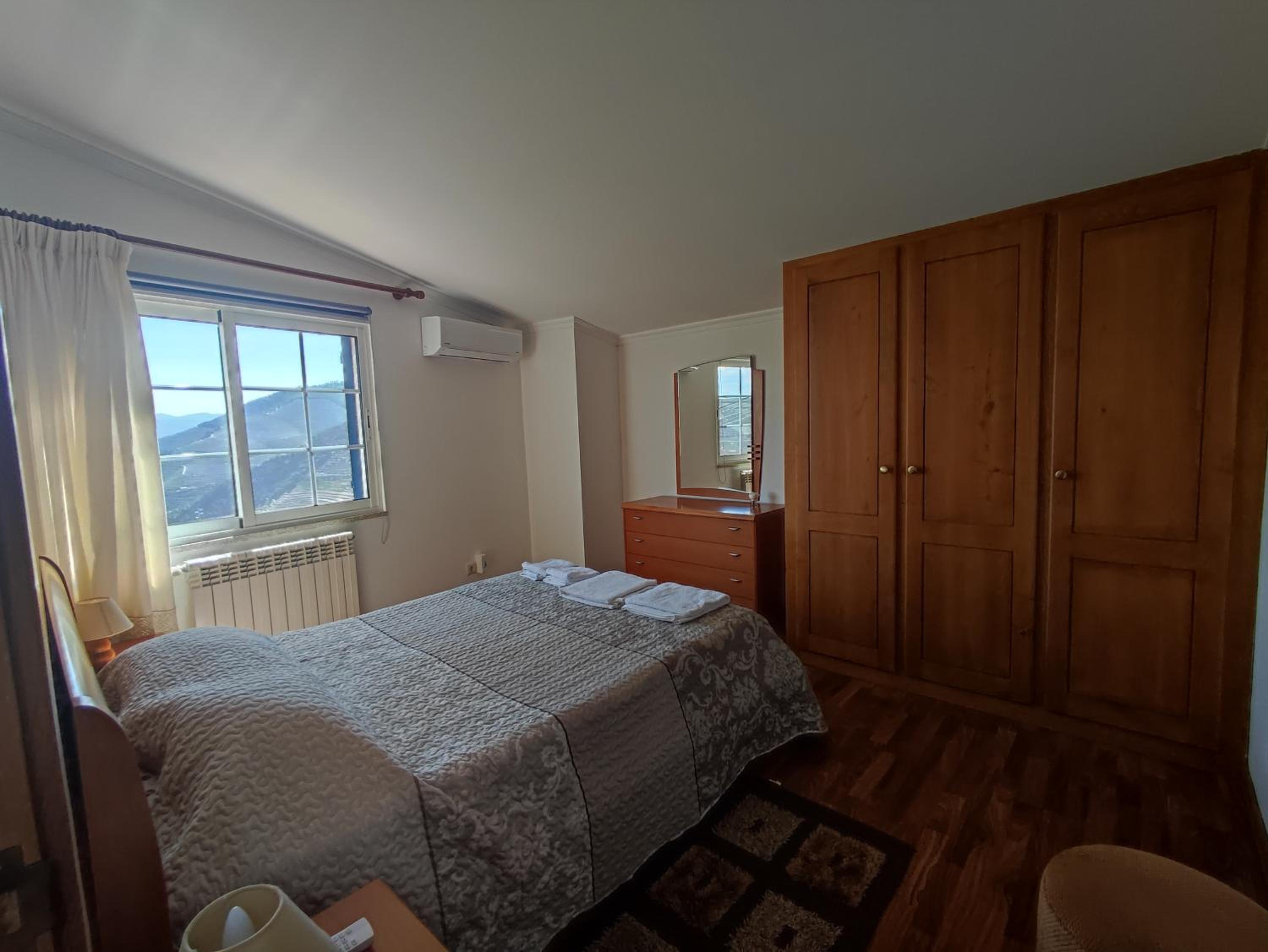 Three-Bedroom House - Photo 29