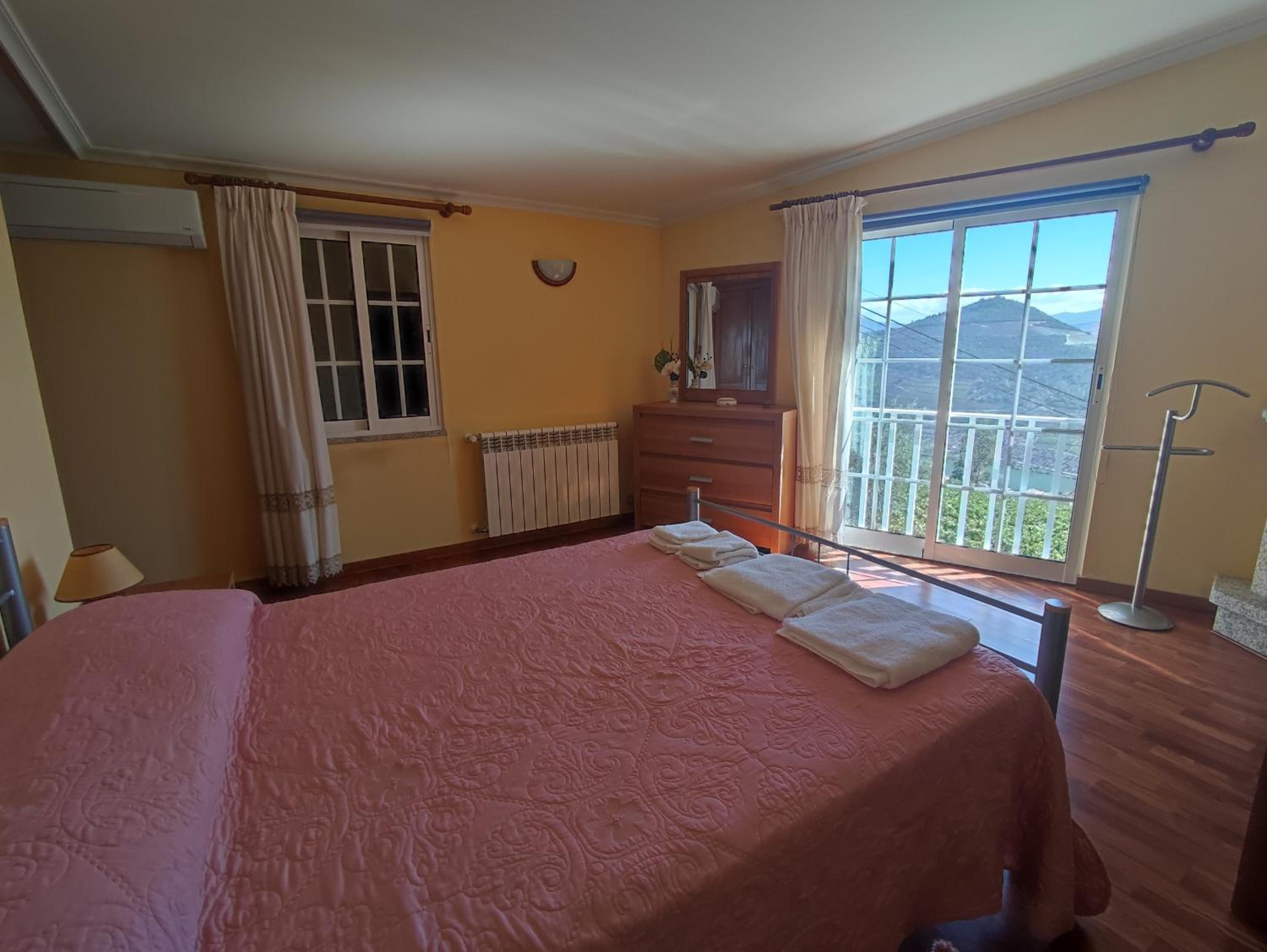 Three-Bedroom House - Photo 22