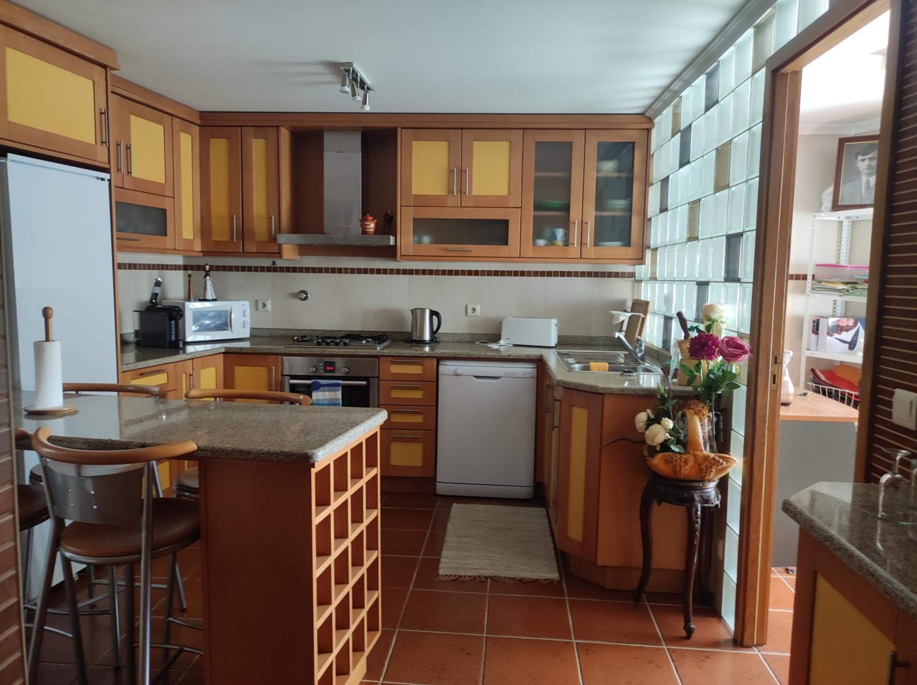 Three-Bedroom House - Photo 10
