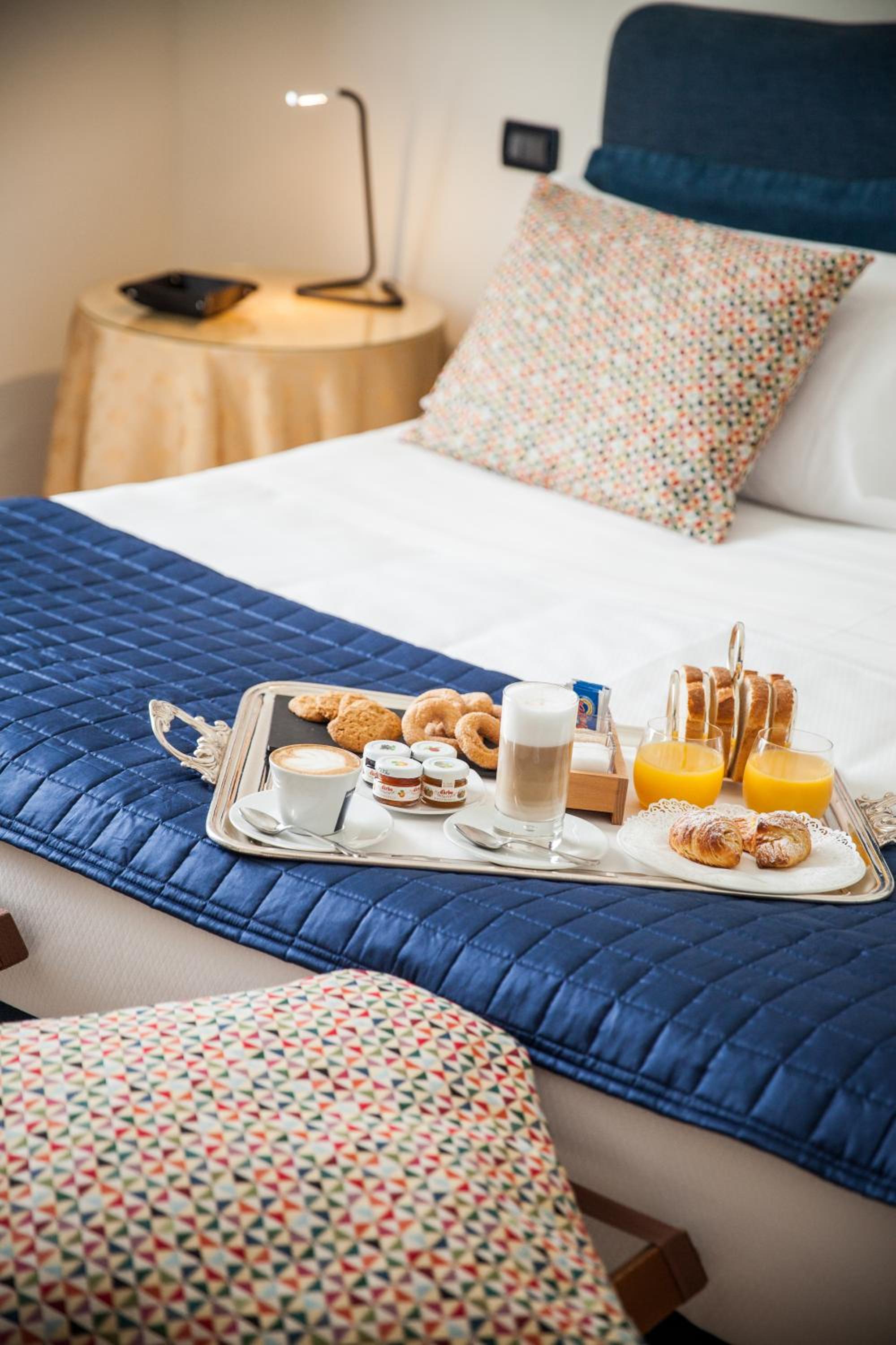 Suite photo 1
