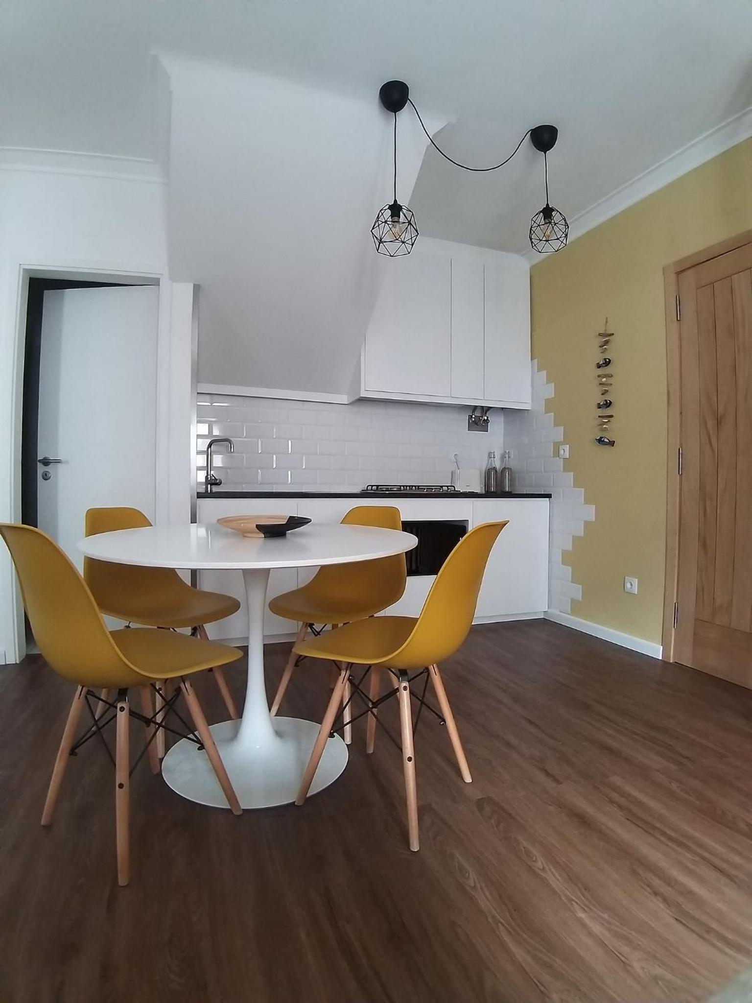 Two-Bedroom House - Photo 12