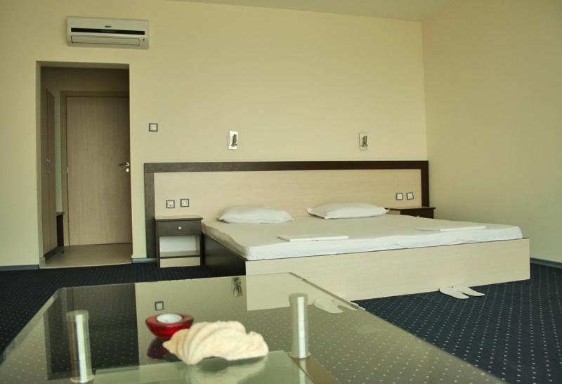 Superior Double or Twin Room with Sea View - Photo 2