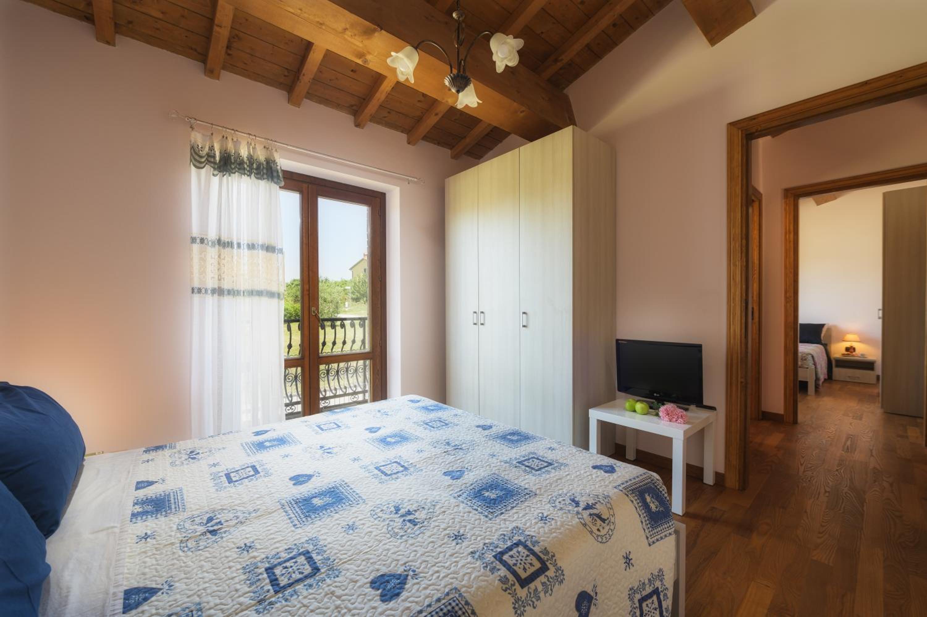 Three-Bedroom House photo 1