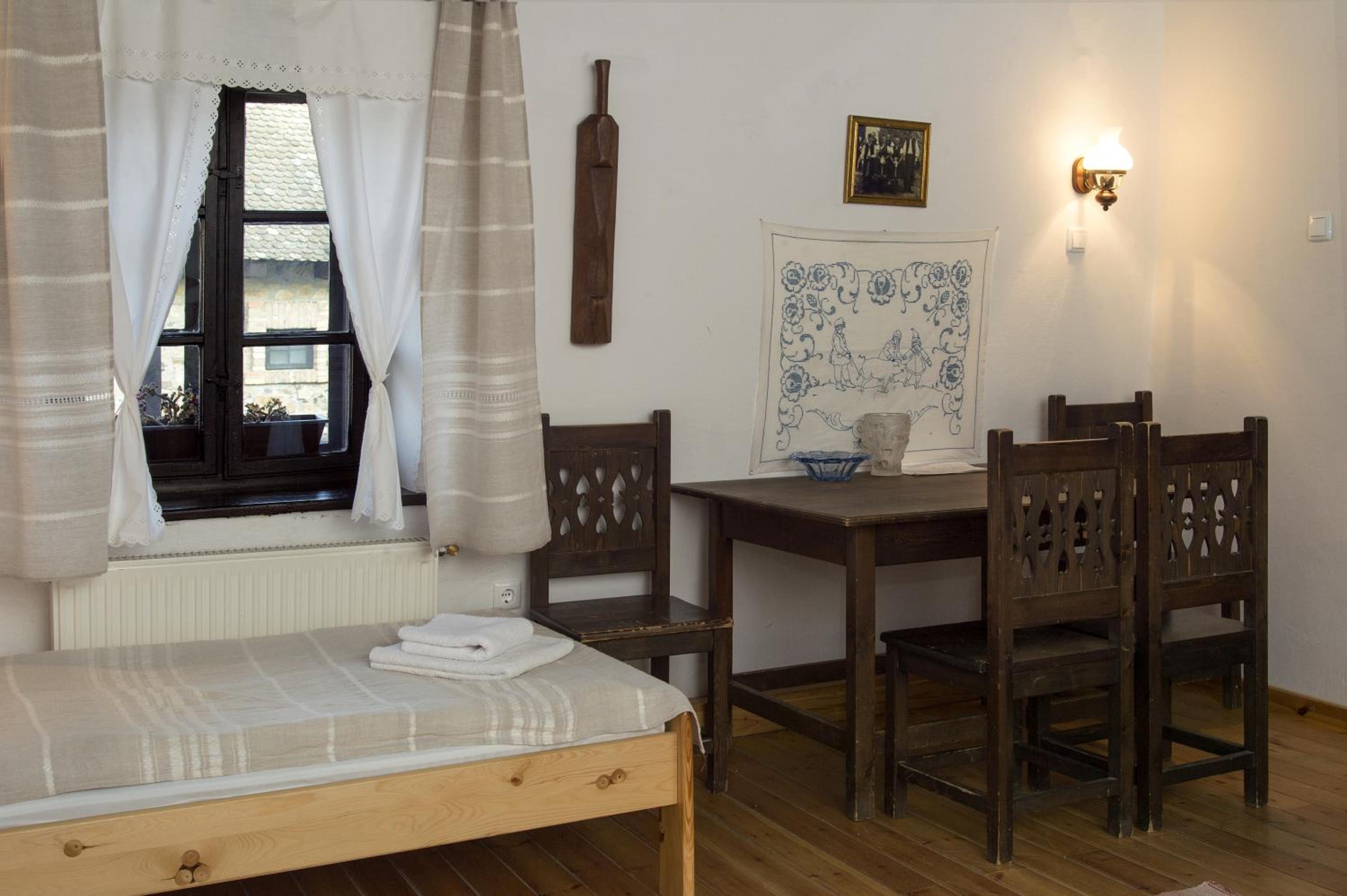 Bungalow (5 Adults) - Photo 3