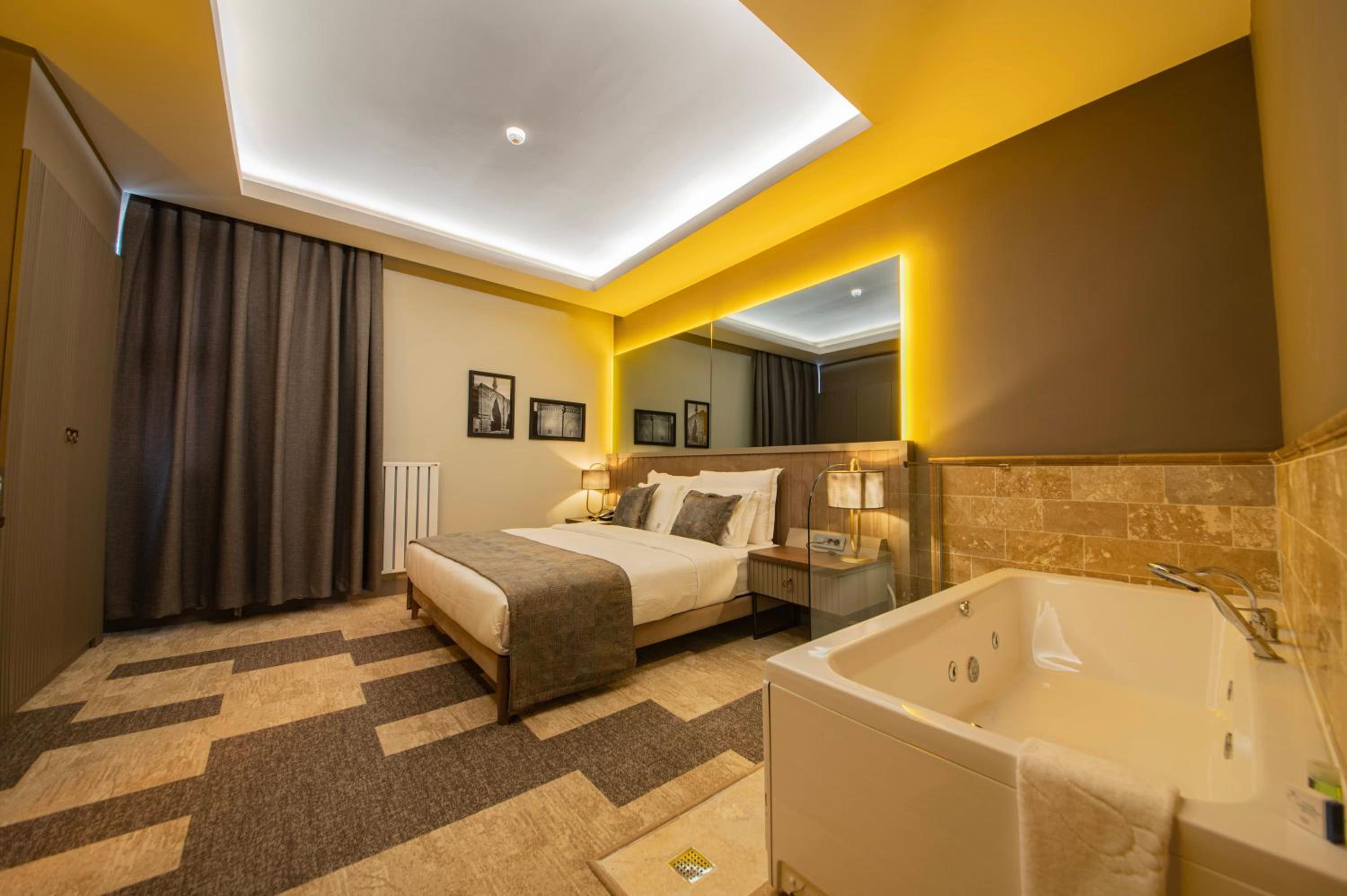 Family Suite - Photo 11