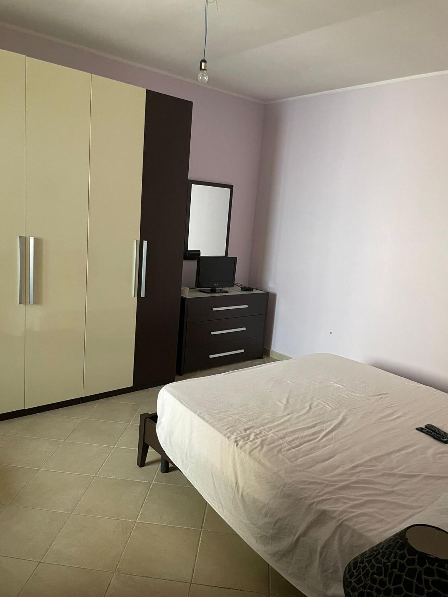 Large Double Room photo 1