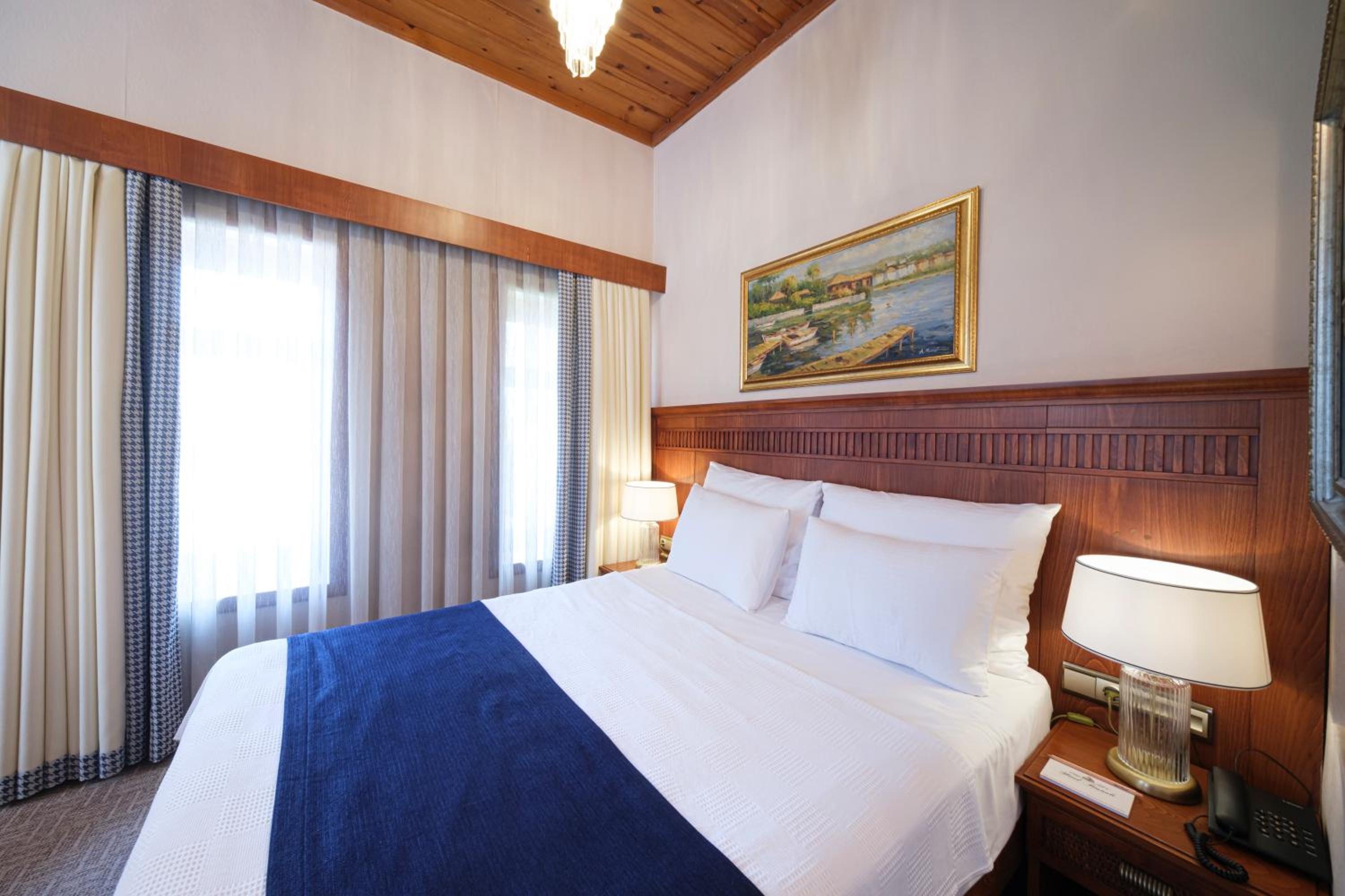 Deluxe Double Room - Photo 5