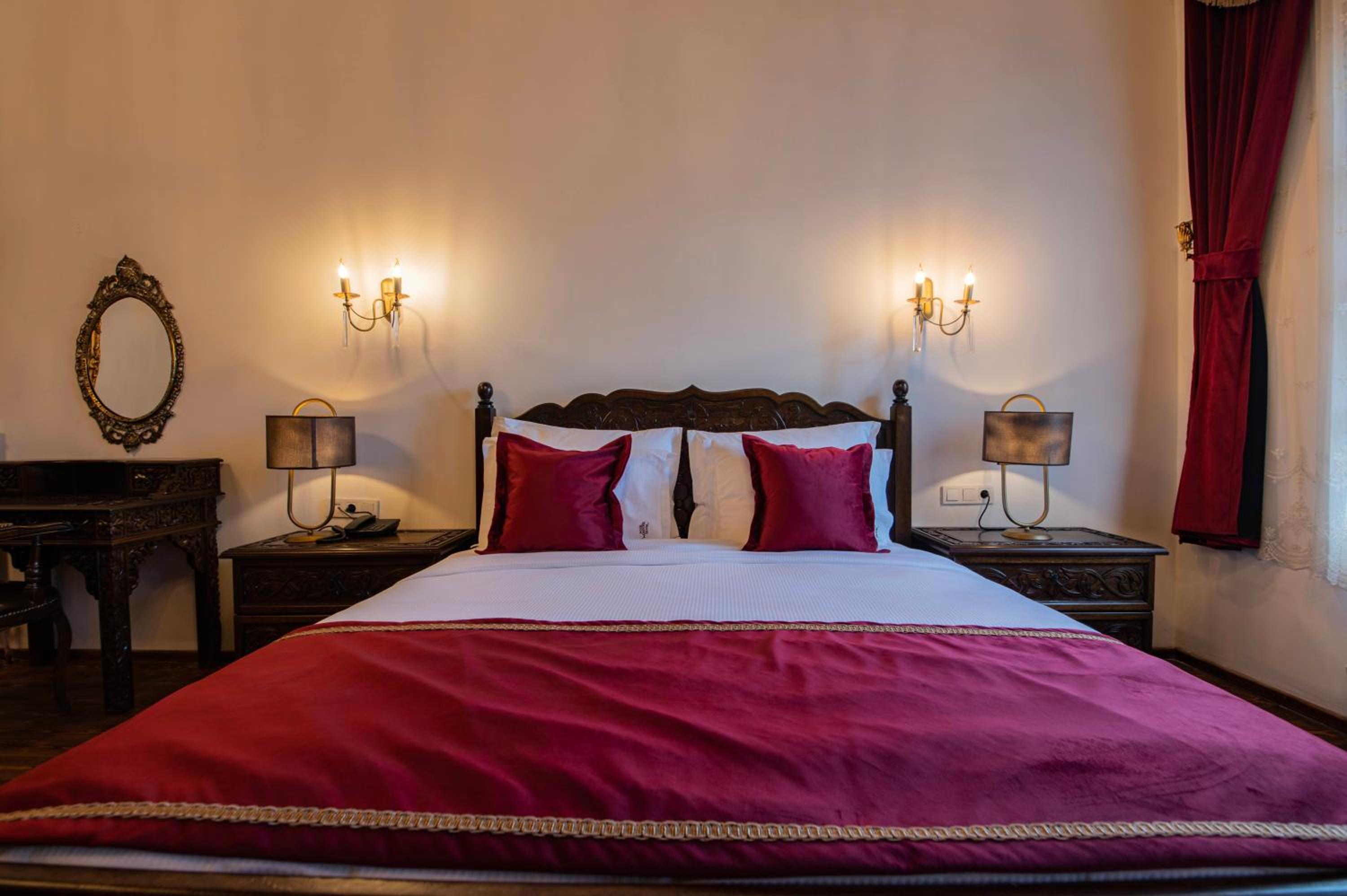 Superior Suite - Photo 18