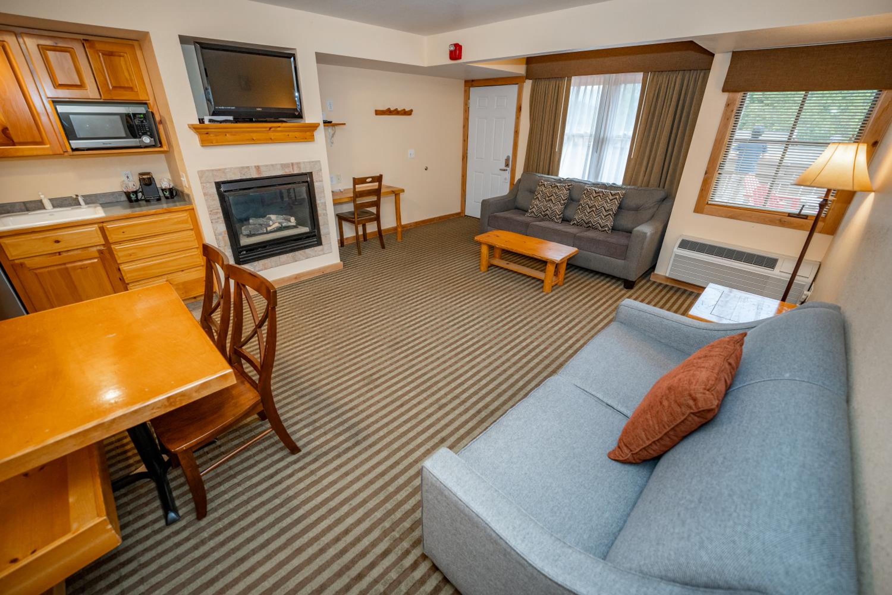One-Bedroom Suite
