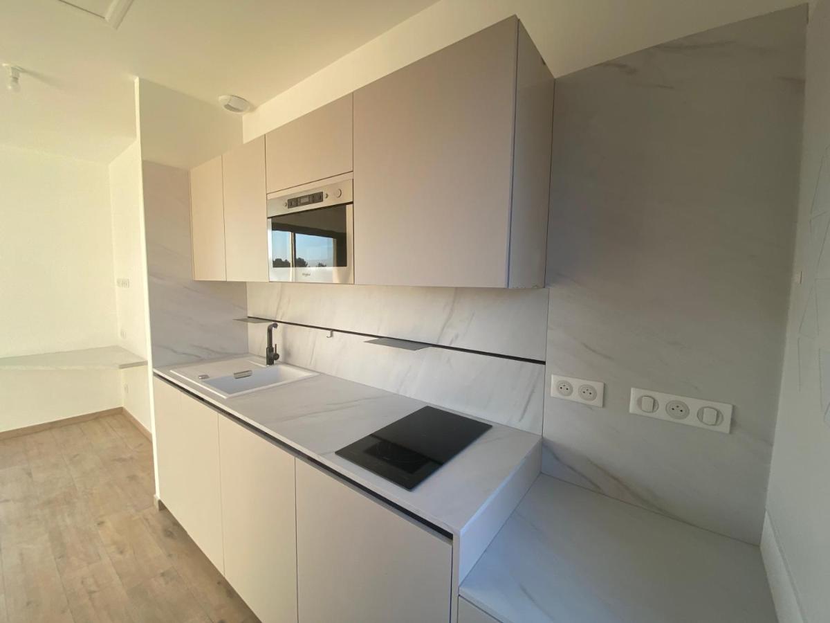 Studio with Terrace photo 3