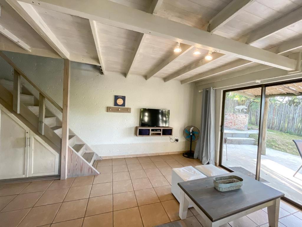 Family Room photo 1