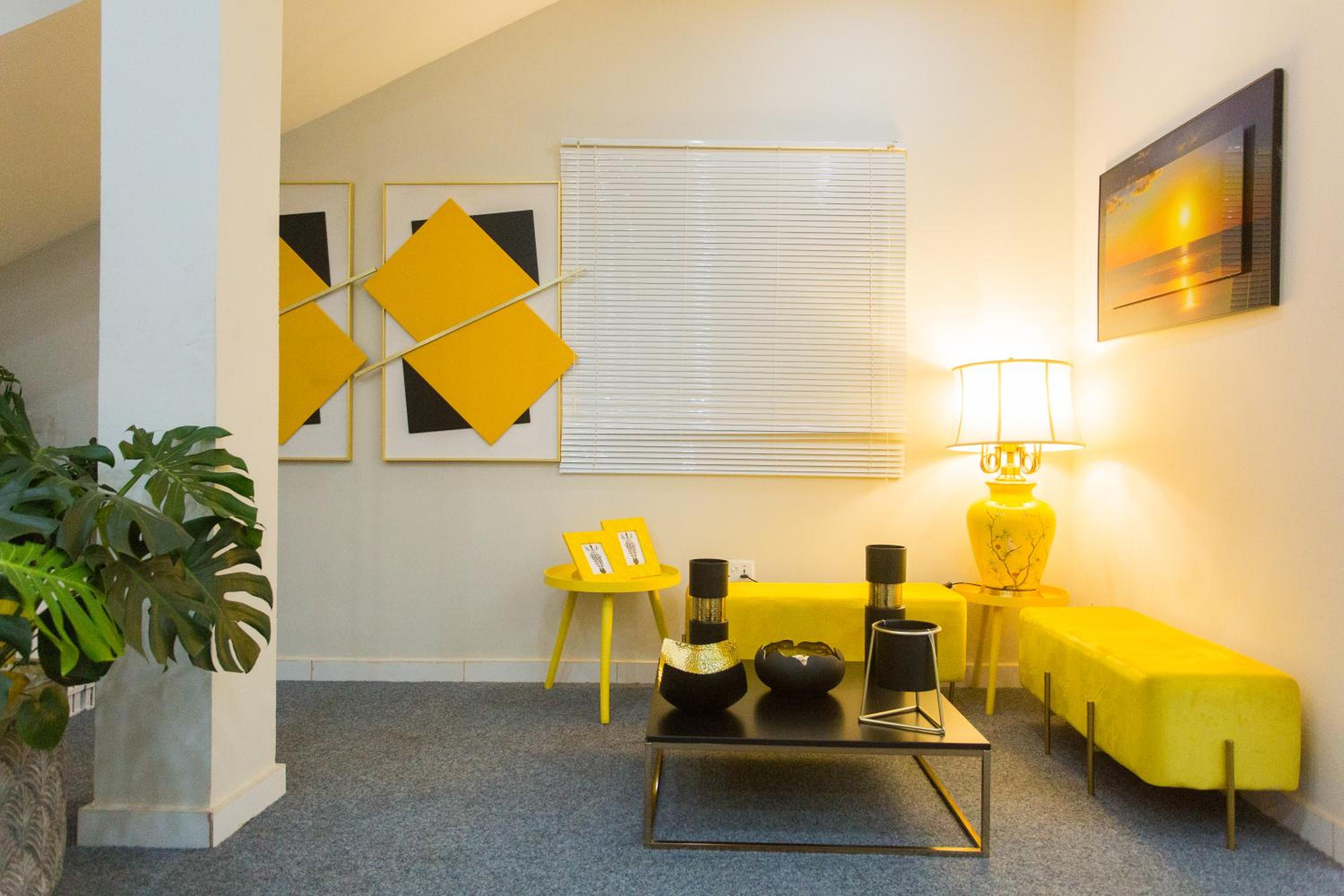 One-Bedroom Apartment - Photo 7