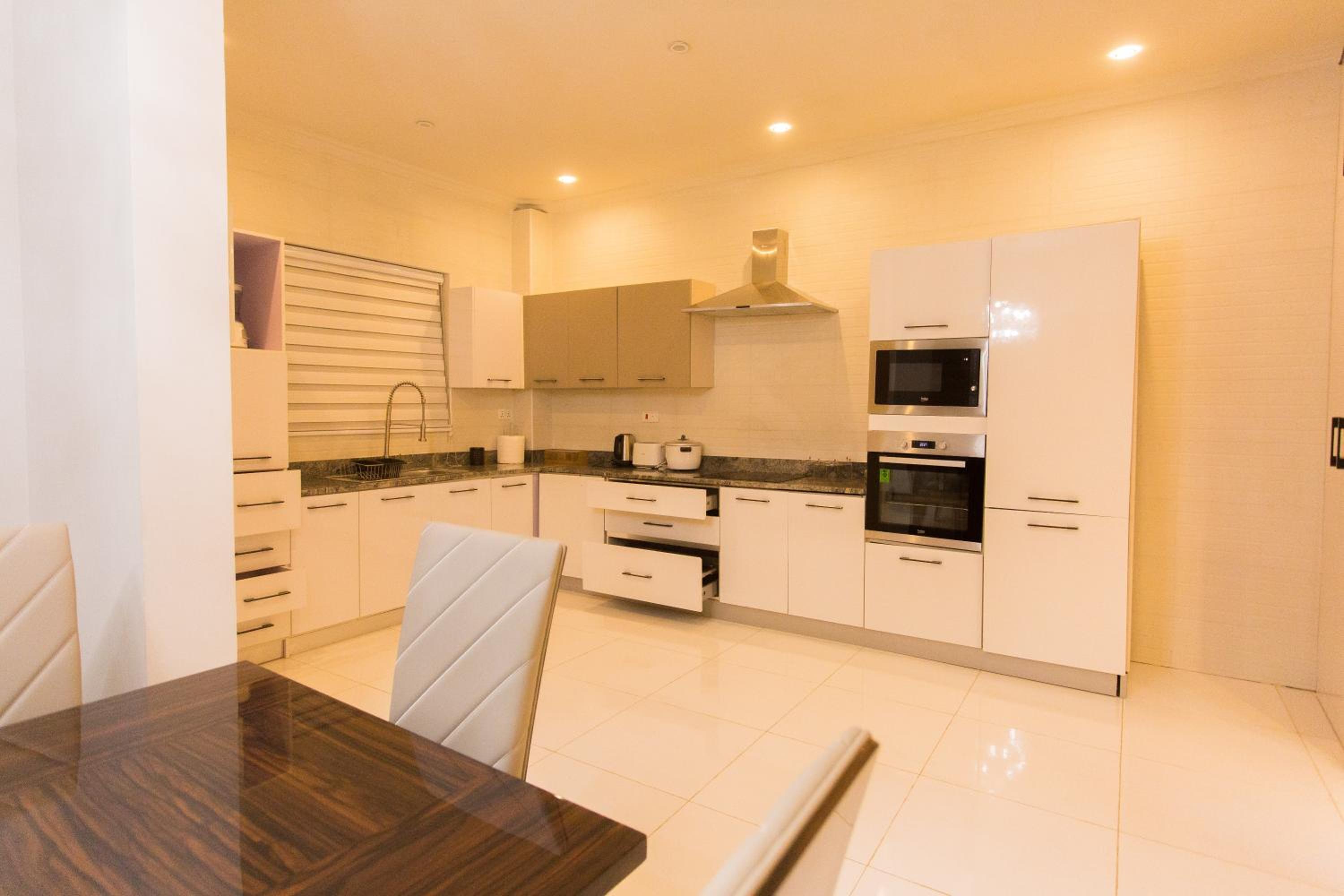 One-Bedroom Apartment - Photo 48