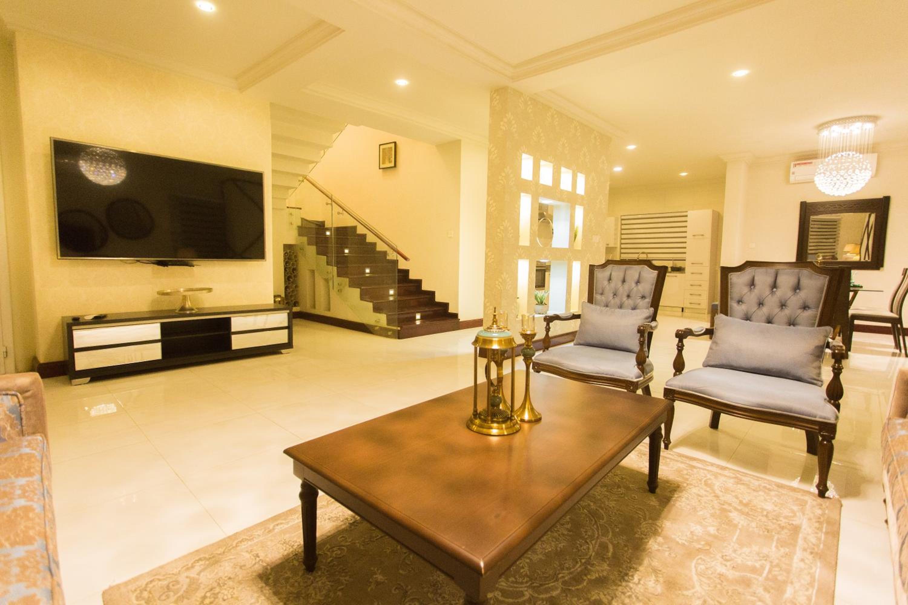 One-Bedroom Apartment - Photo 45