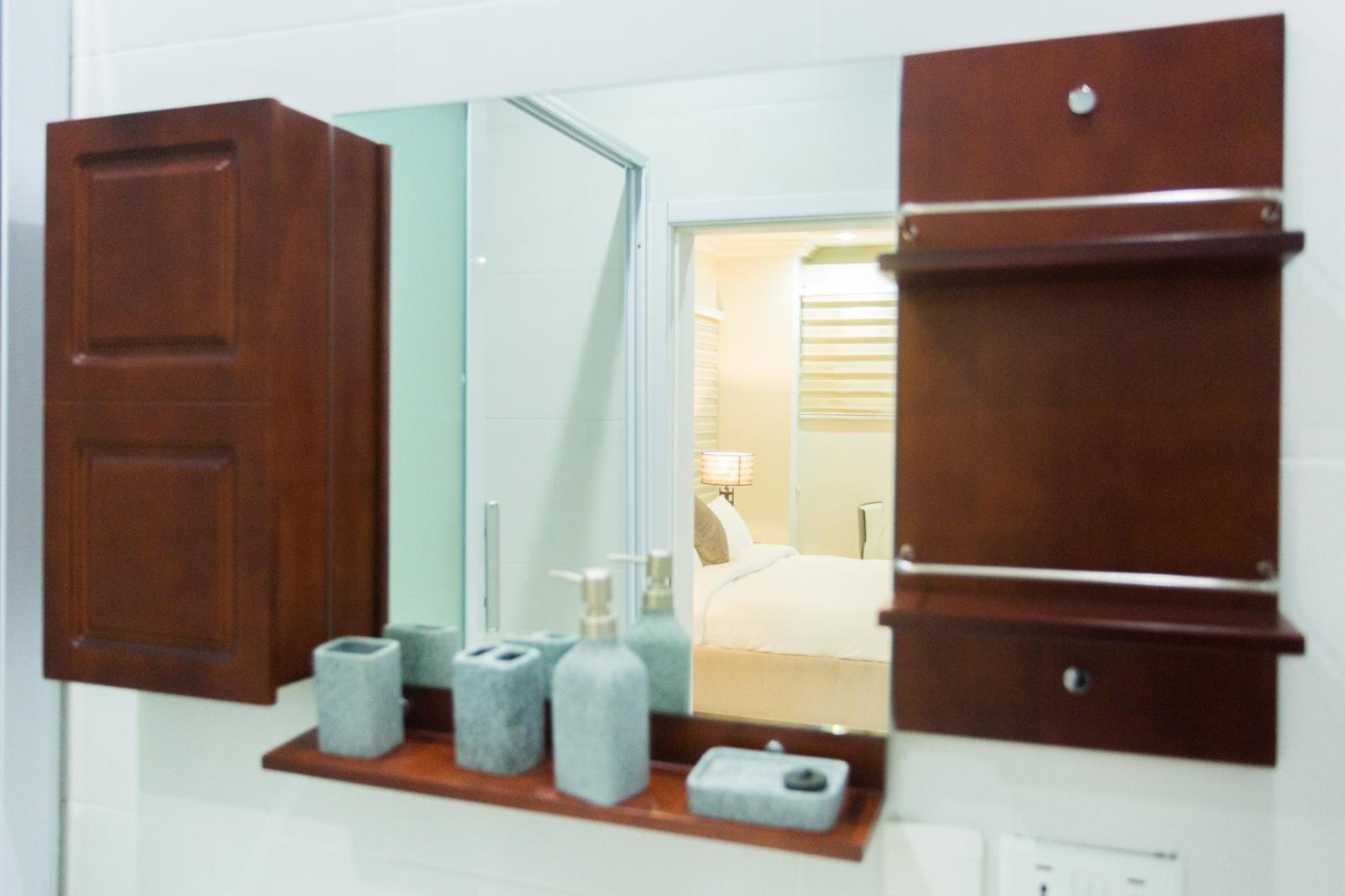 One-Bedroom Apartment - Photo 39