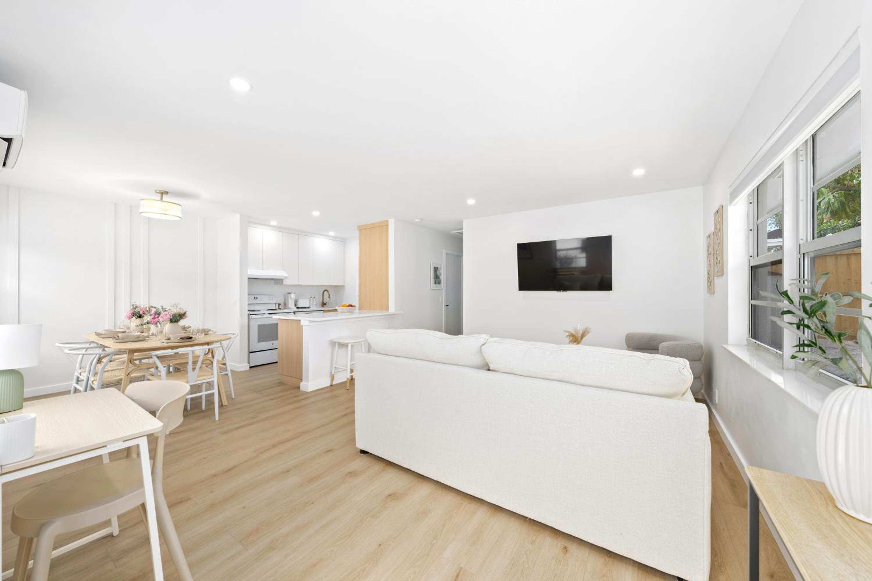 Two-Bedroom Deluxe Apartment photo 1