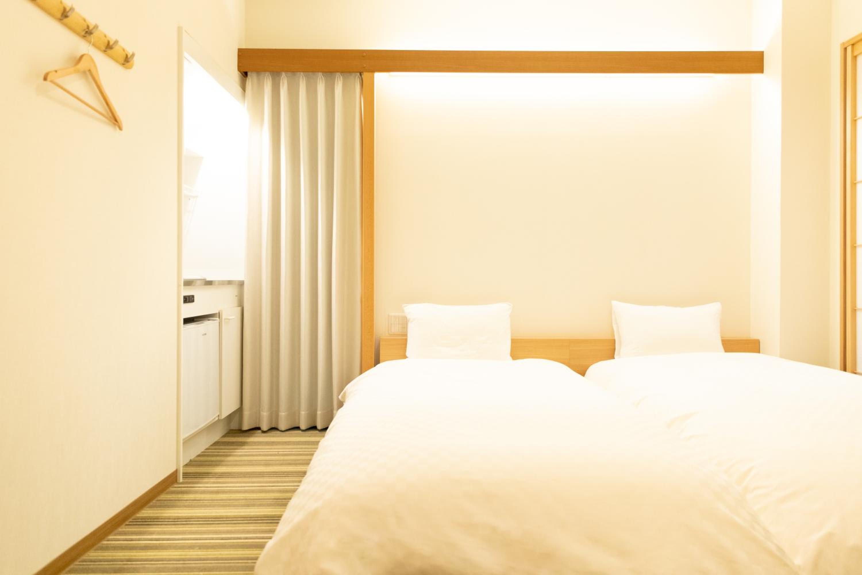 Double Room with Private Bathroom photo 3