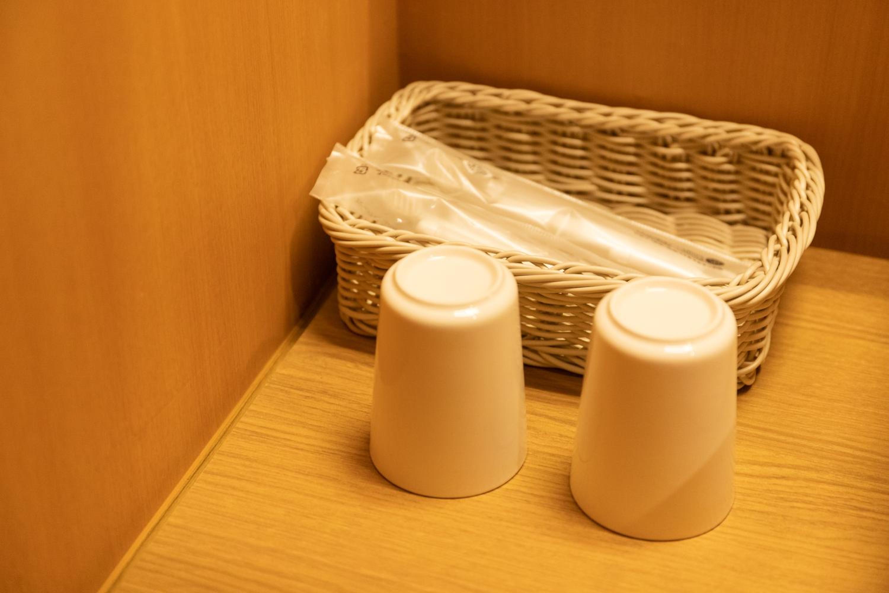 Twin Room with Private Bathroom photo 2