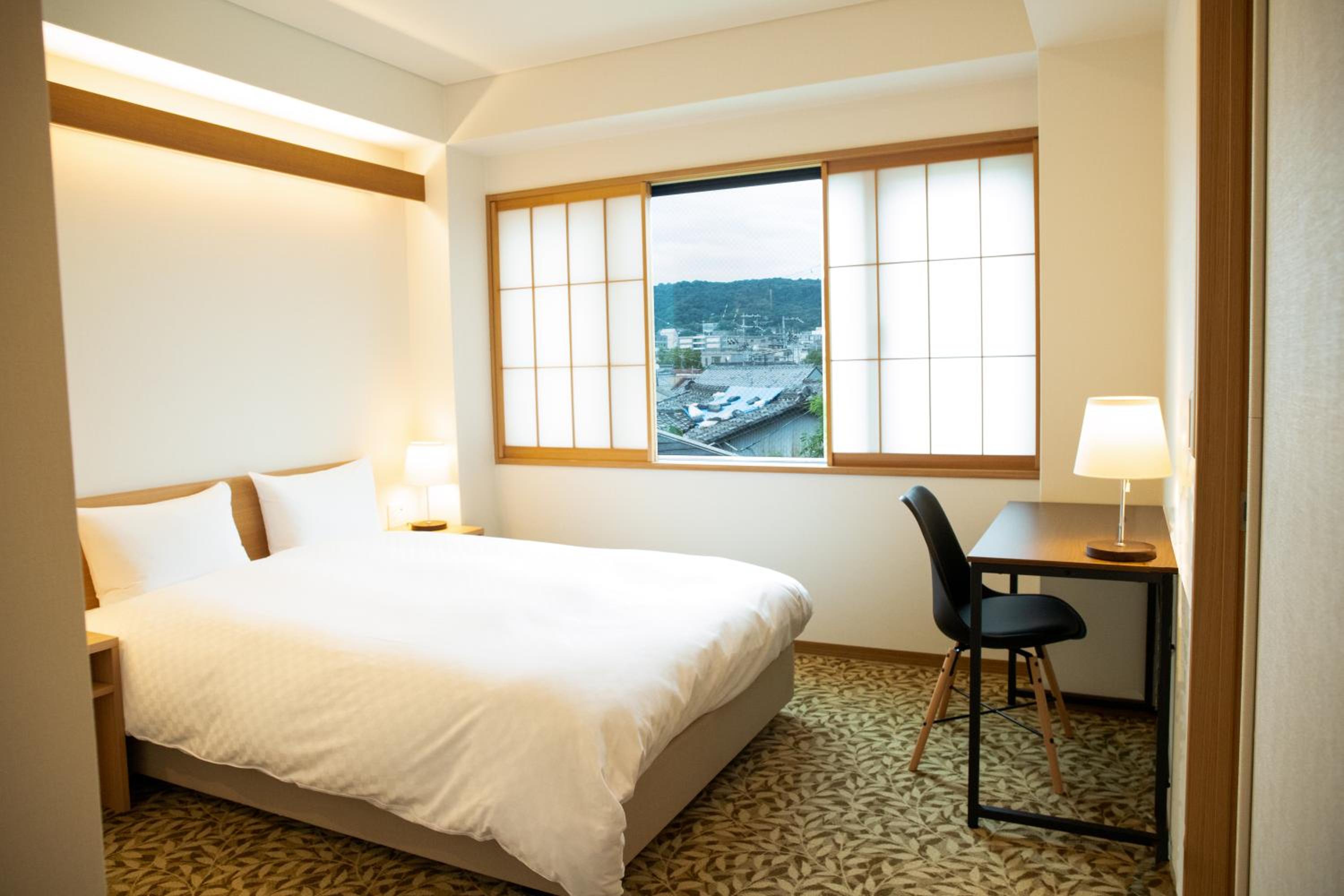 Double Room with Private Bathroom photo 1