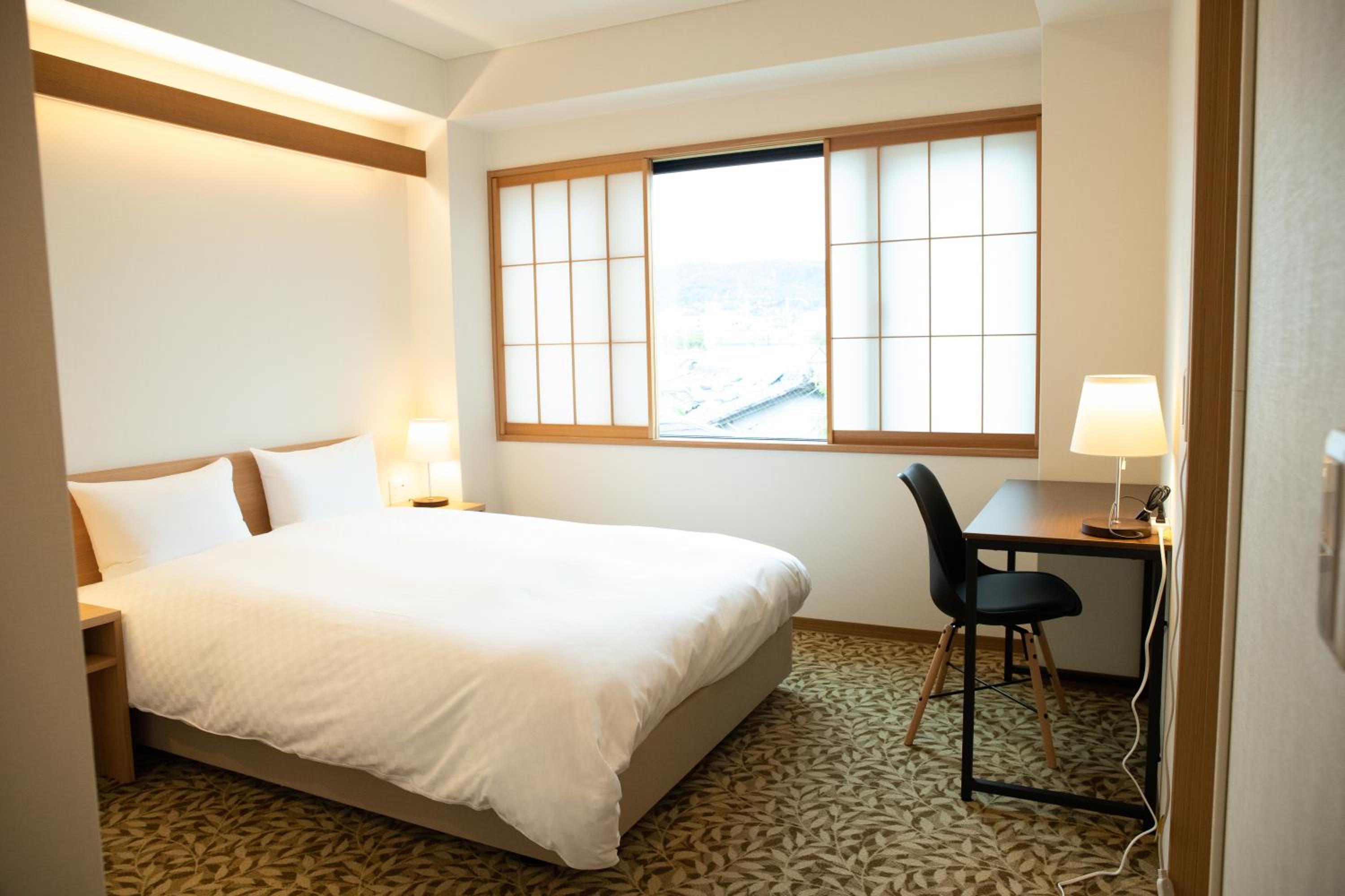 Double Room with Private Bathroom photo 3
