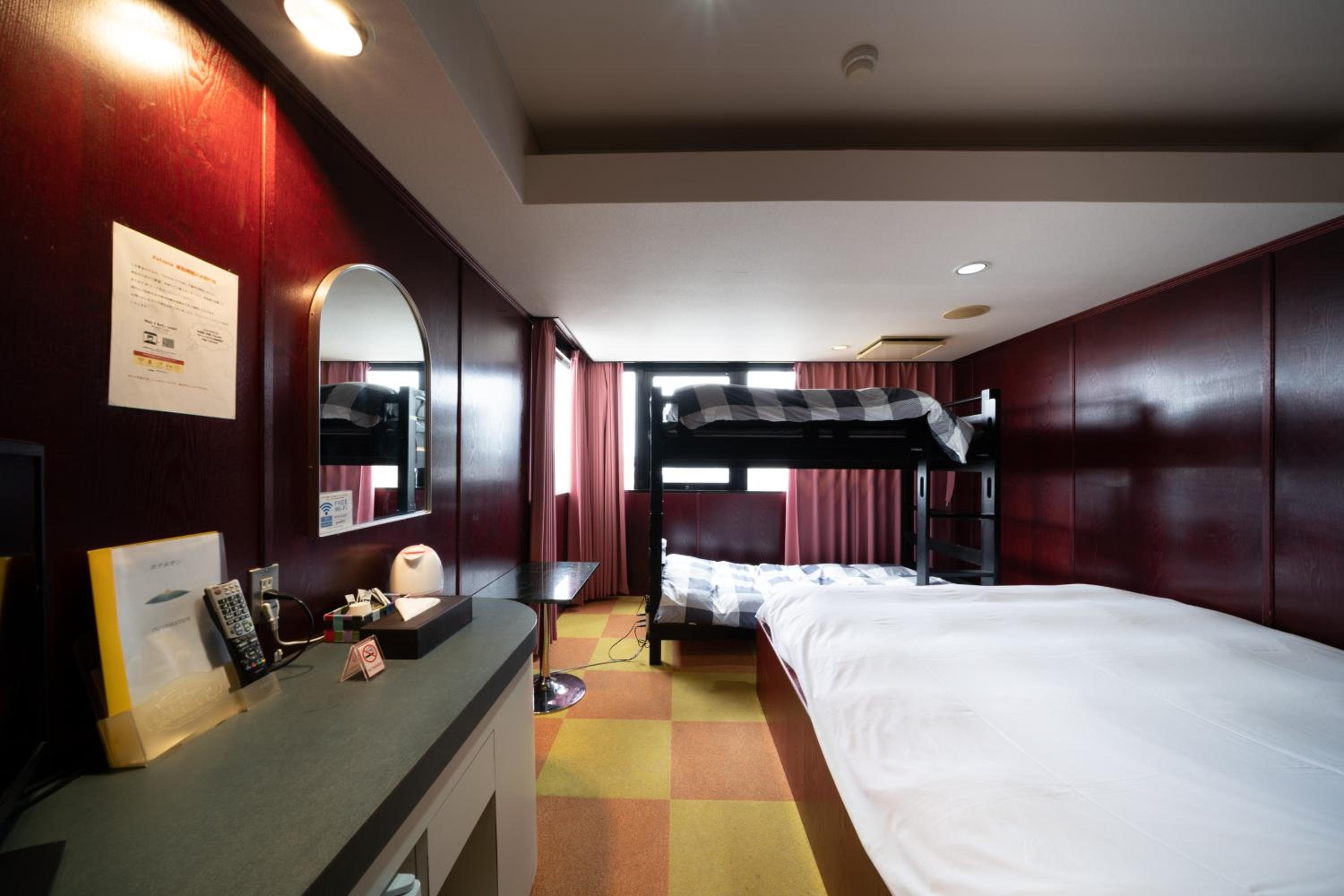 Deluxe Family Room - Non-Smoking  - Photo 1