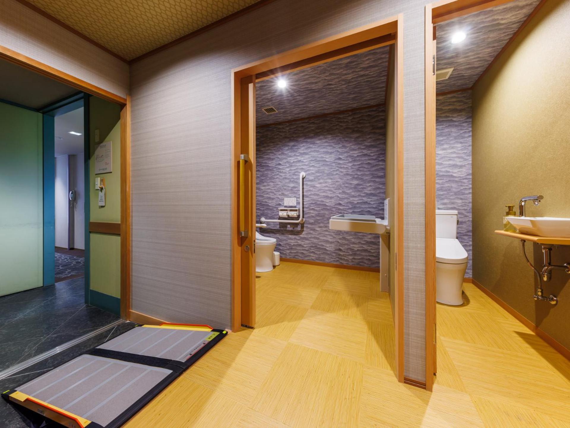 Universal Suite with Tatami Area with Ocean View - Buffet Dinner photo 3